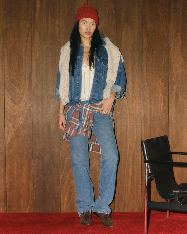 High Rise 90s Relaxed Jean, Medium view 1