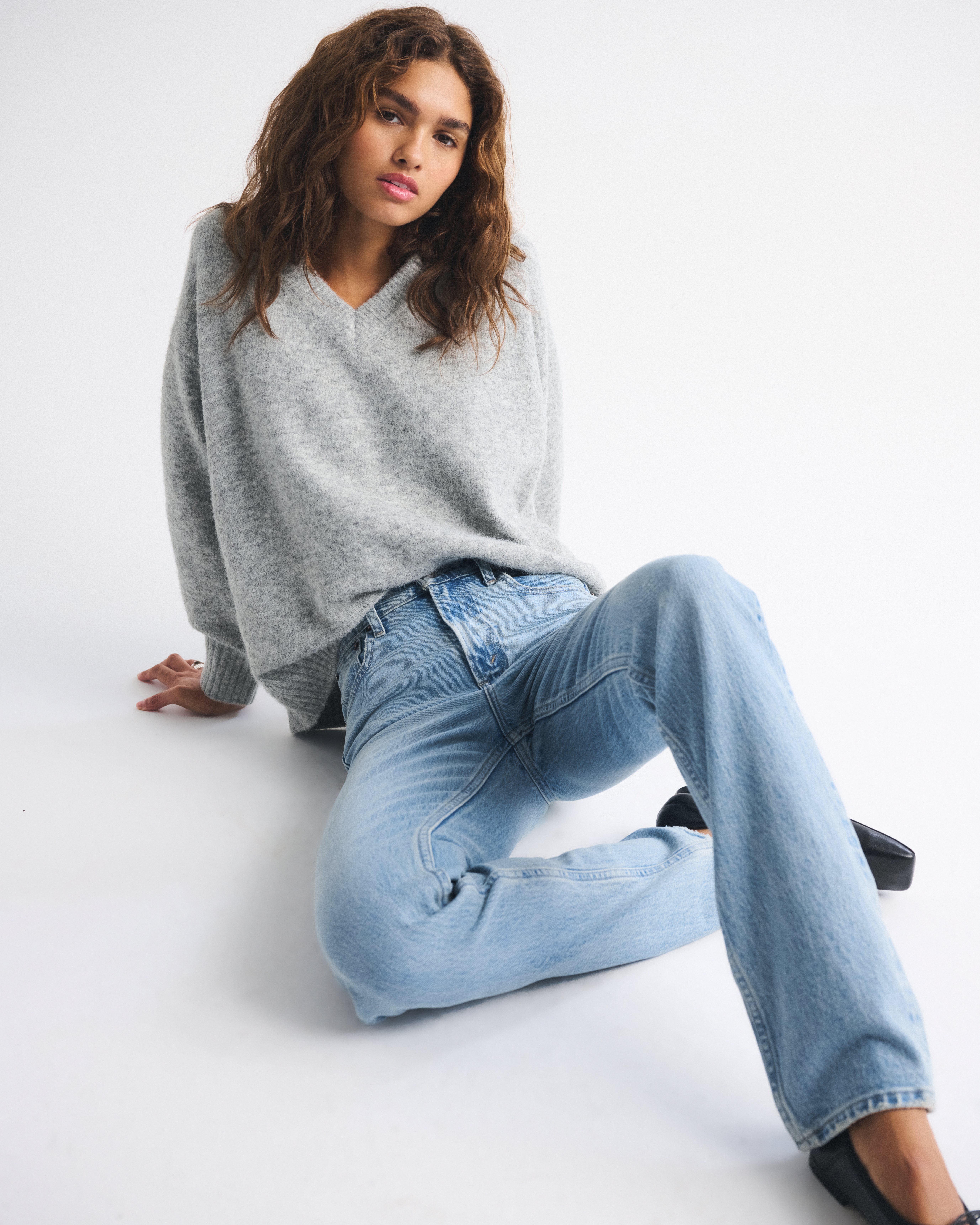 Abercrombie & Fitch Ultra High Rise 90s Straight Jean