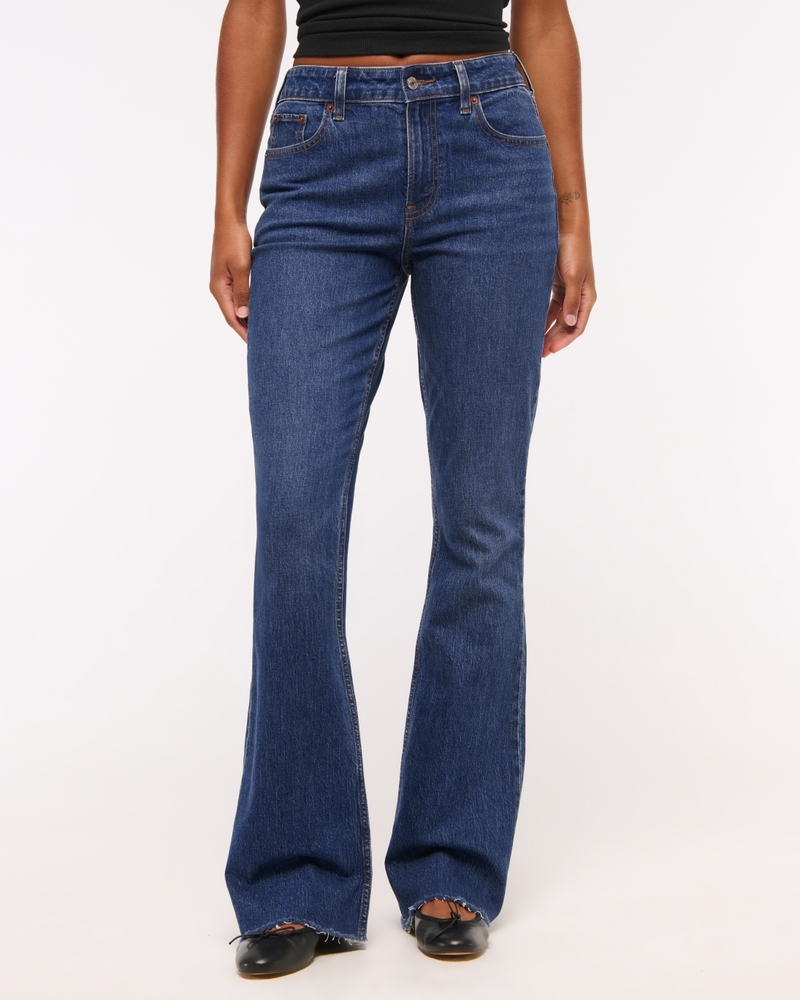 Curve Love Mid Rise Bootcut Frayed Hem Jean - thumbnail 10