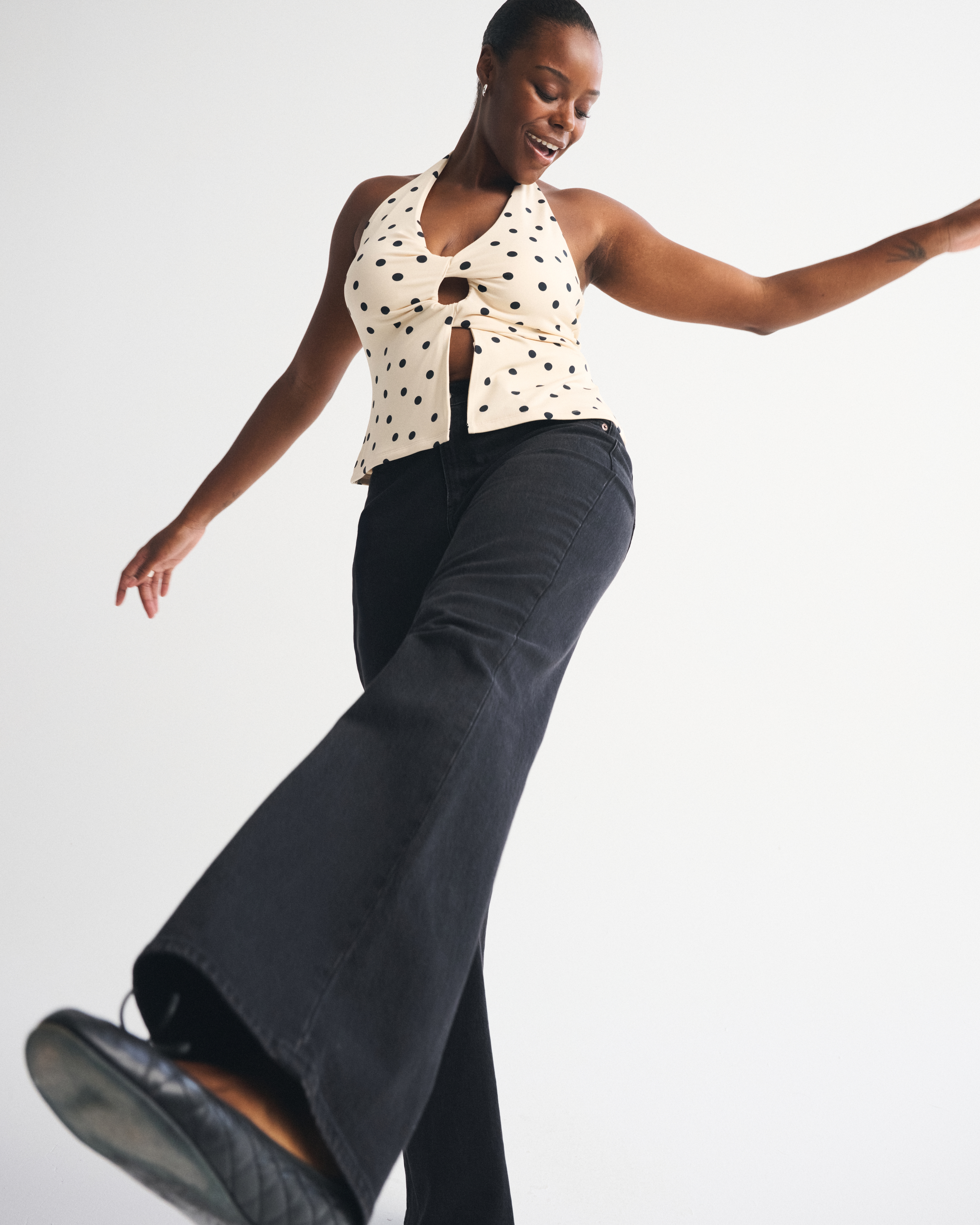 Abercrombie & Fitch High Rise Flare Jean In Black