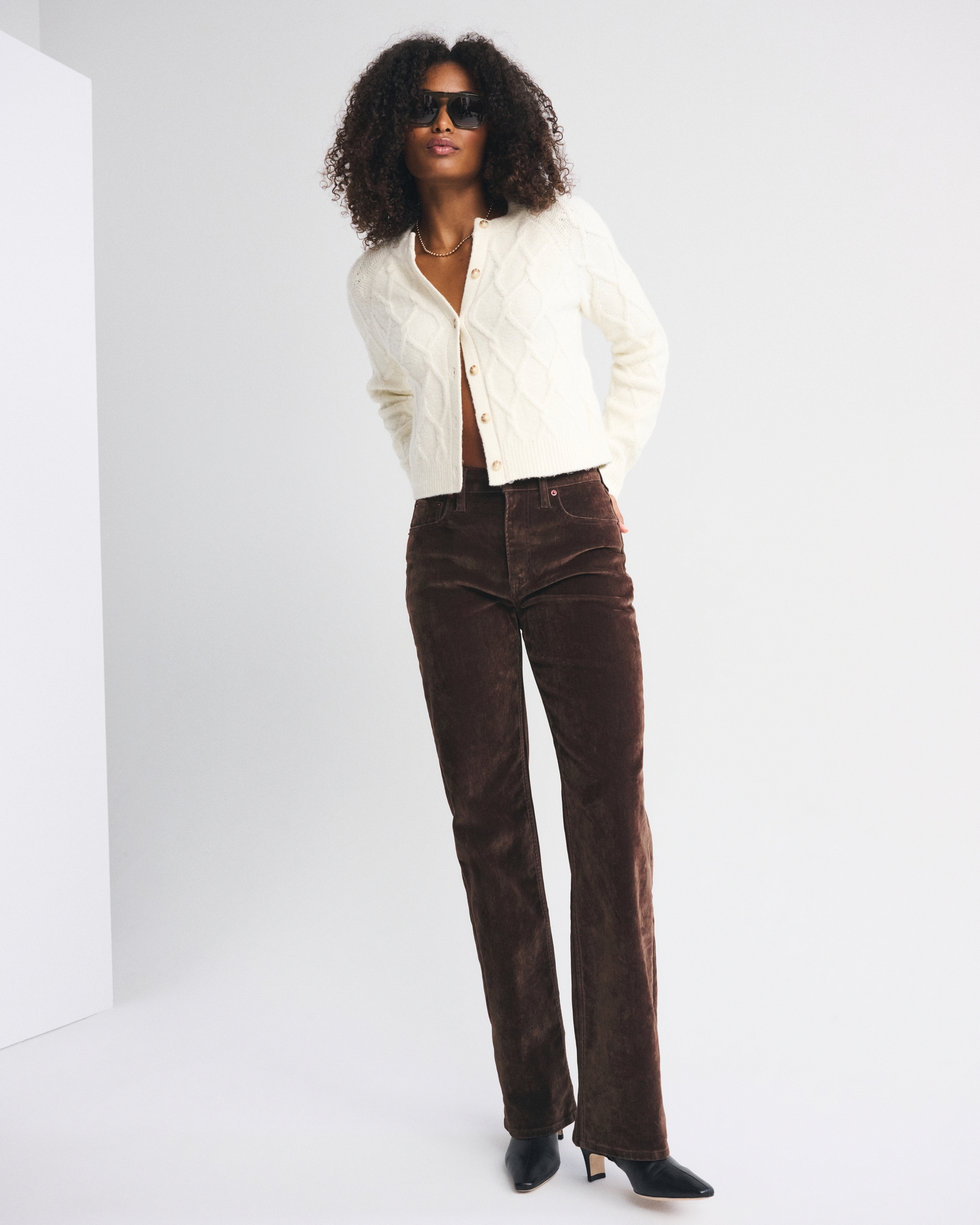 Curve Love High Rise 90s Relaxed Velvet Jean