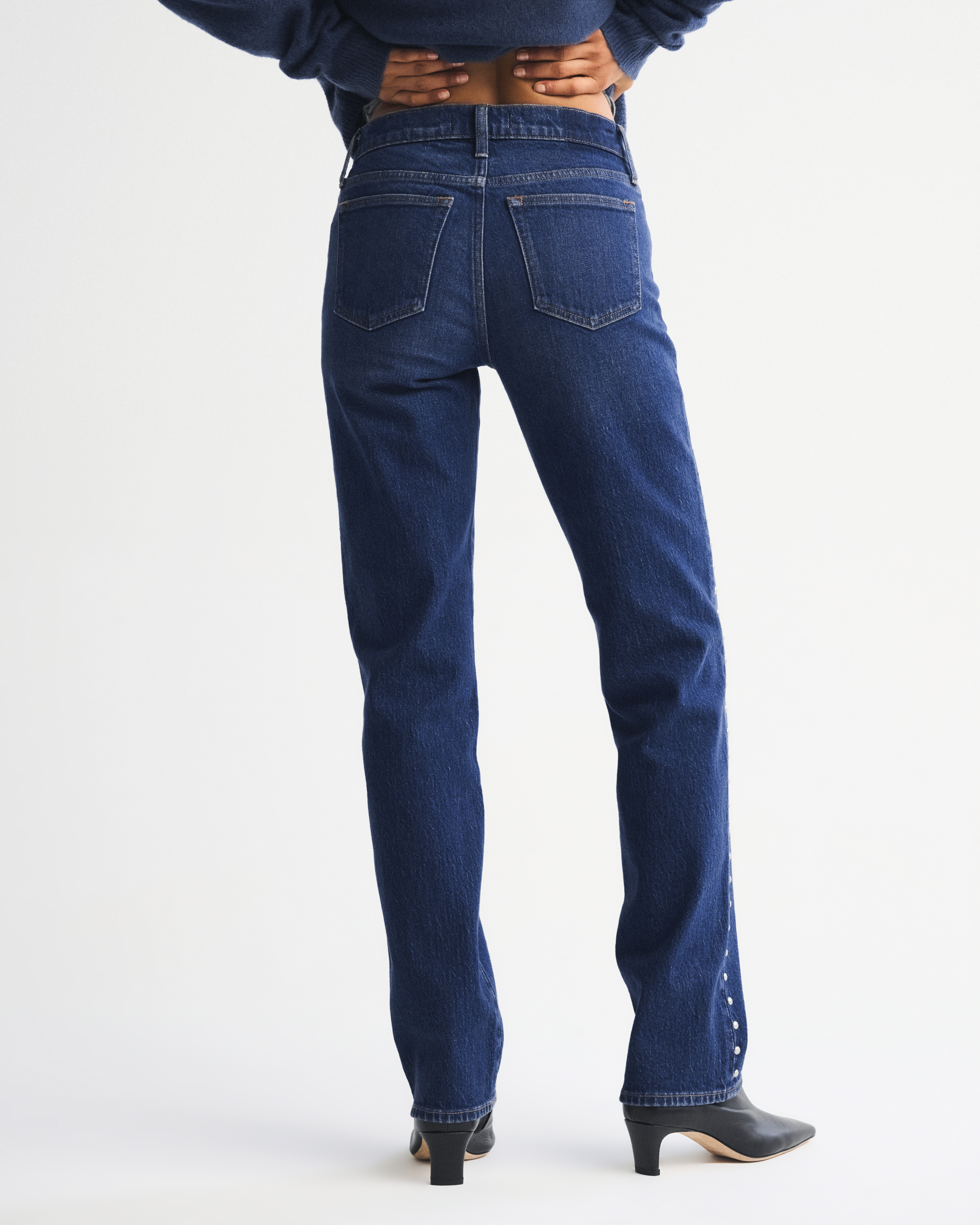 Abercrombie & Fitch Mid Rise 90s Straight Studded Jean