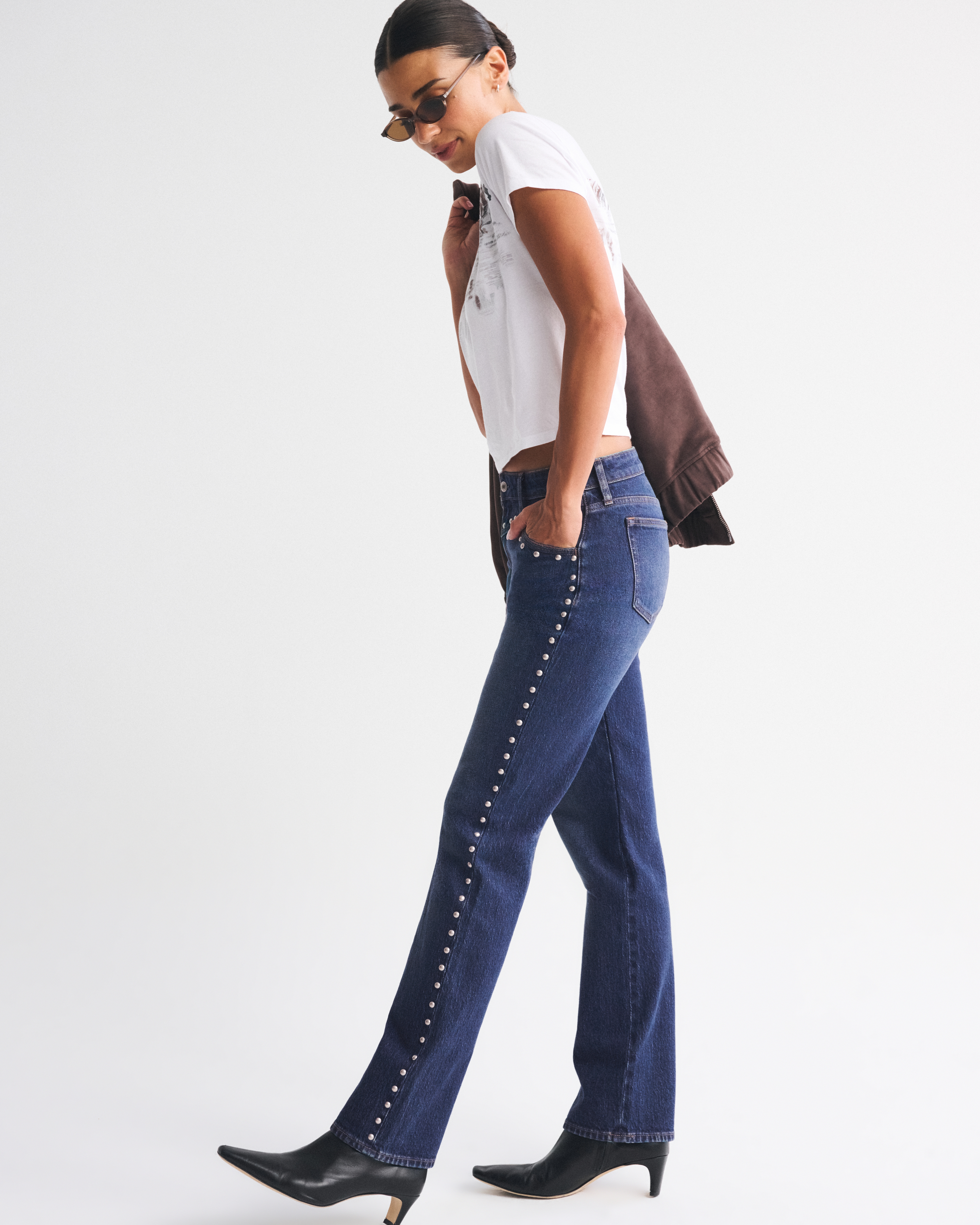 Abercrombie & Fitch Curve Love Mid Rise 90s Straight Studded Jean