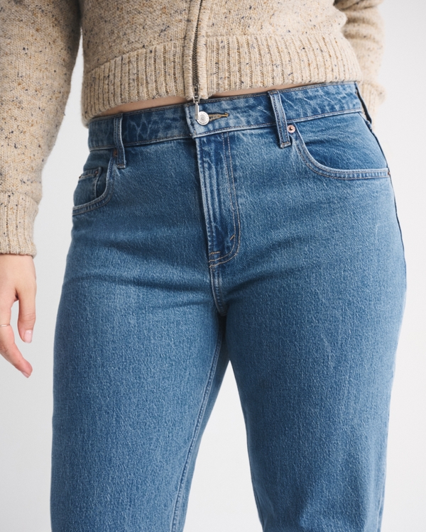 Curve Love Mid Rise 90s Straight Jean