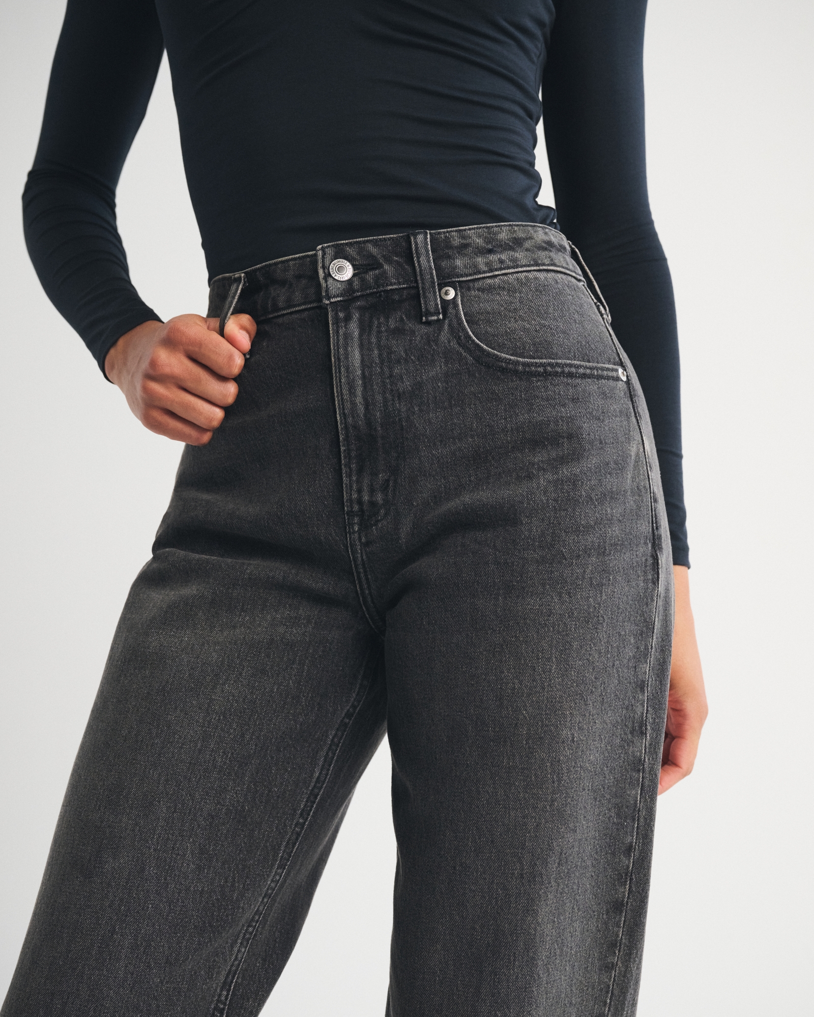 Curve Love High Rise 90s Relaxed Split-Vent Hem Jean