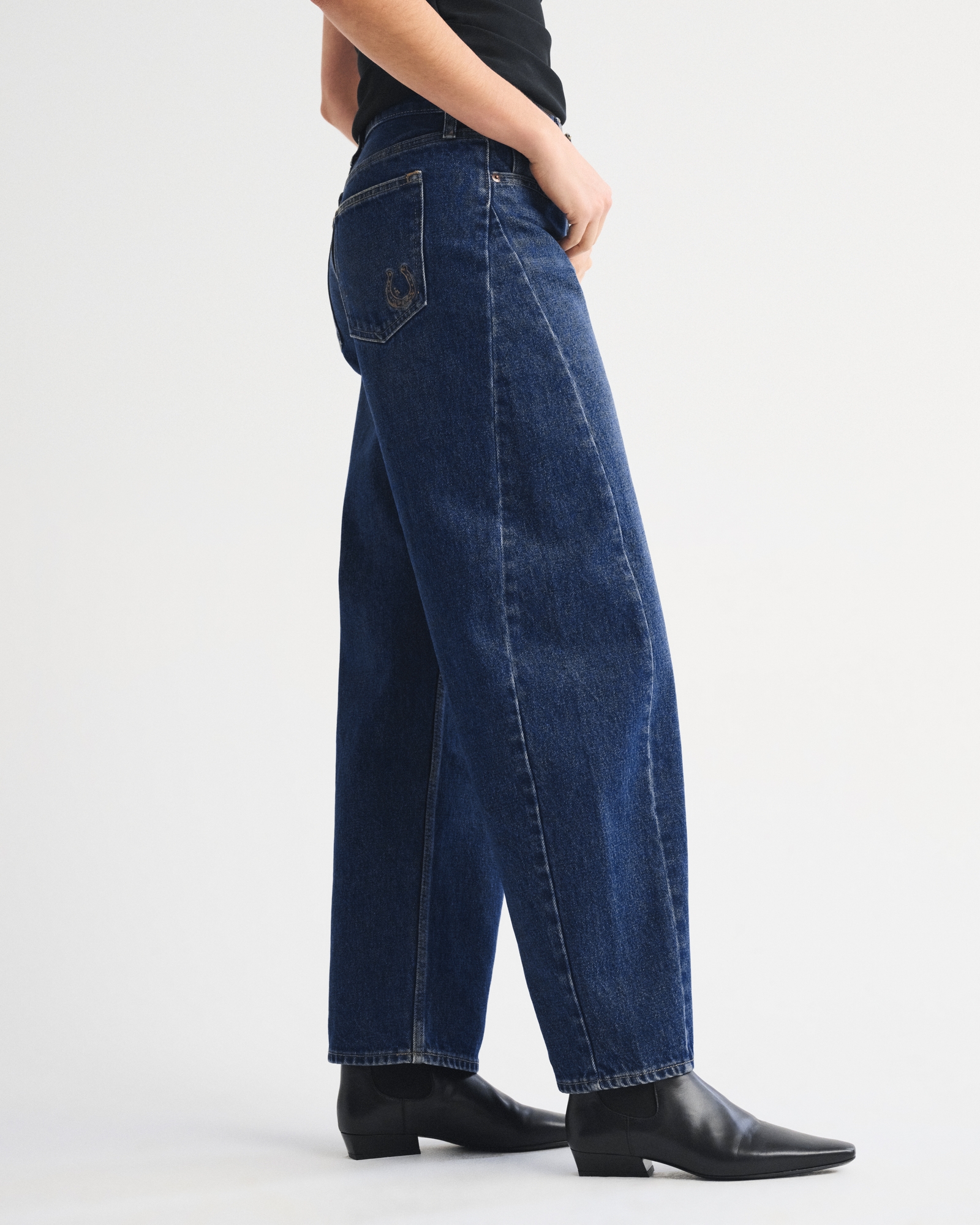 Mid Rise Barrel Horseshoe Embroidered Jean