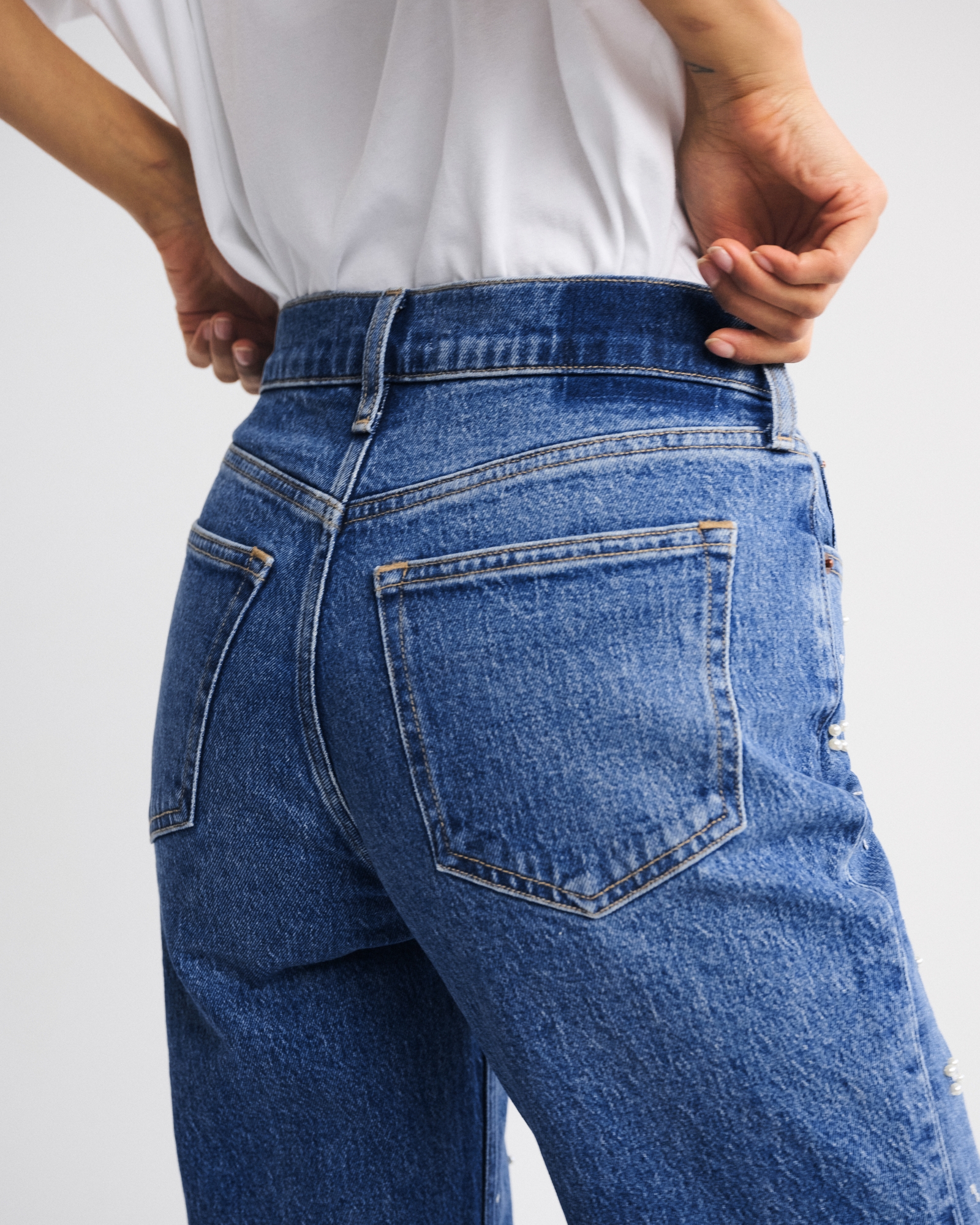 High Rise 90s Relaxed Studded Jean