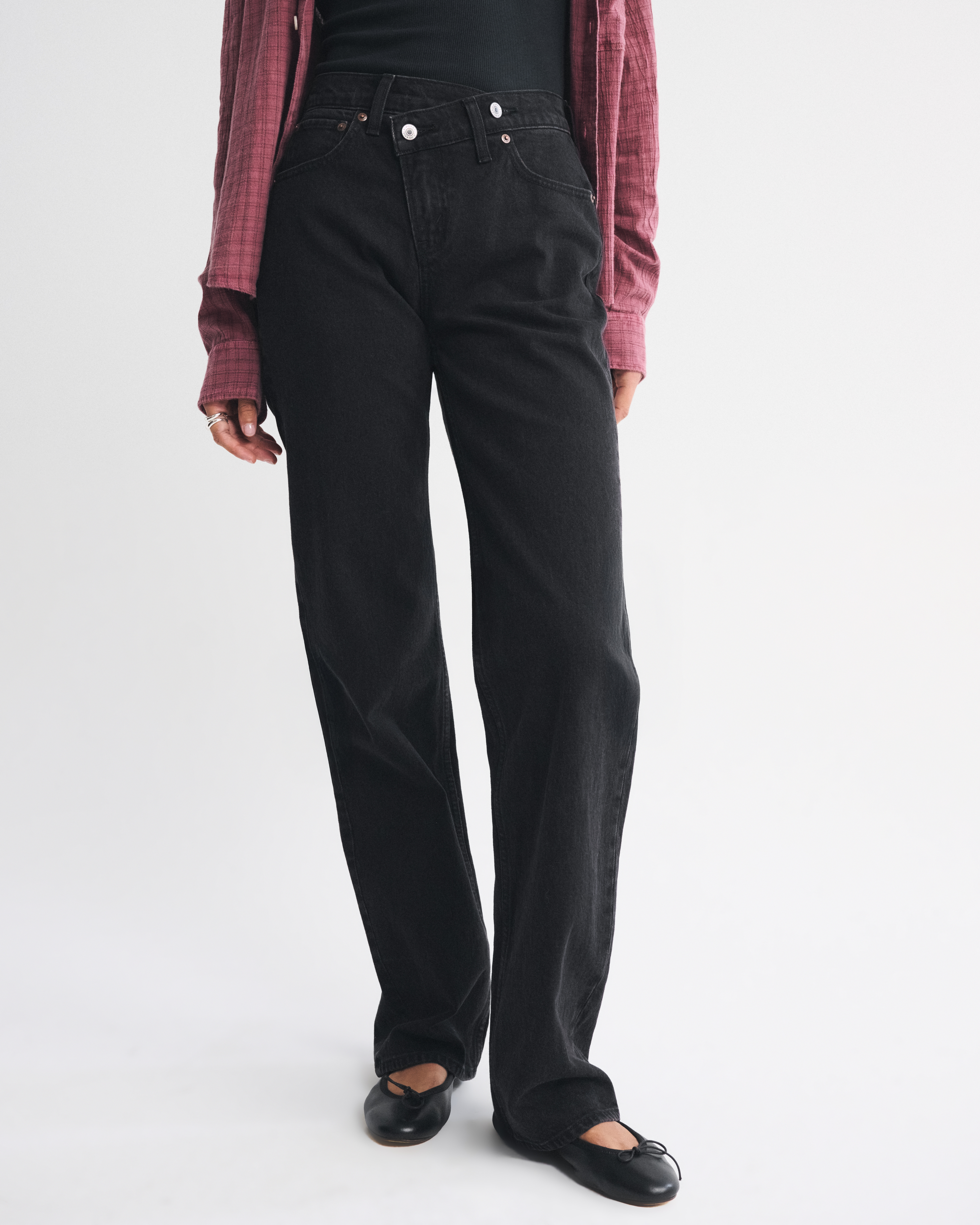 Женские джинсы Abercrombie & Fitch High Rise 90s Relaxed Crossover Waistband Jean — фото 3