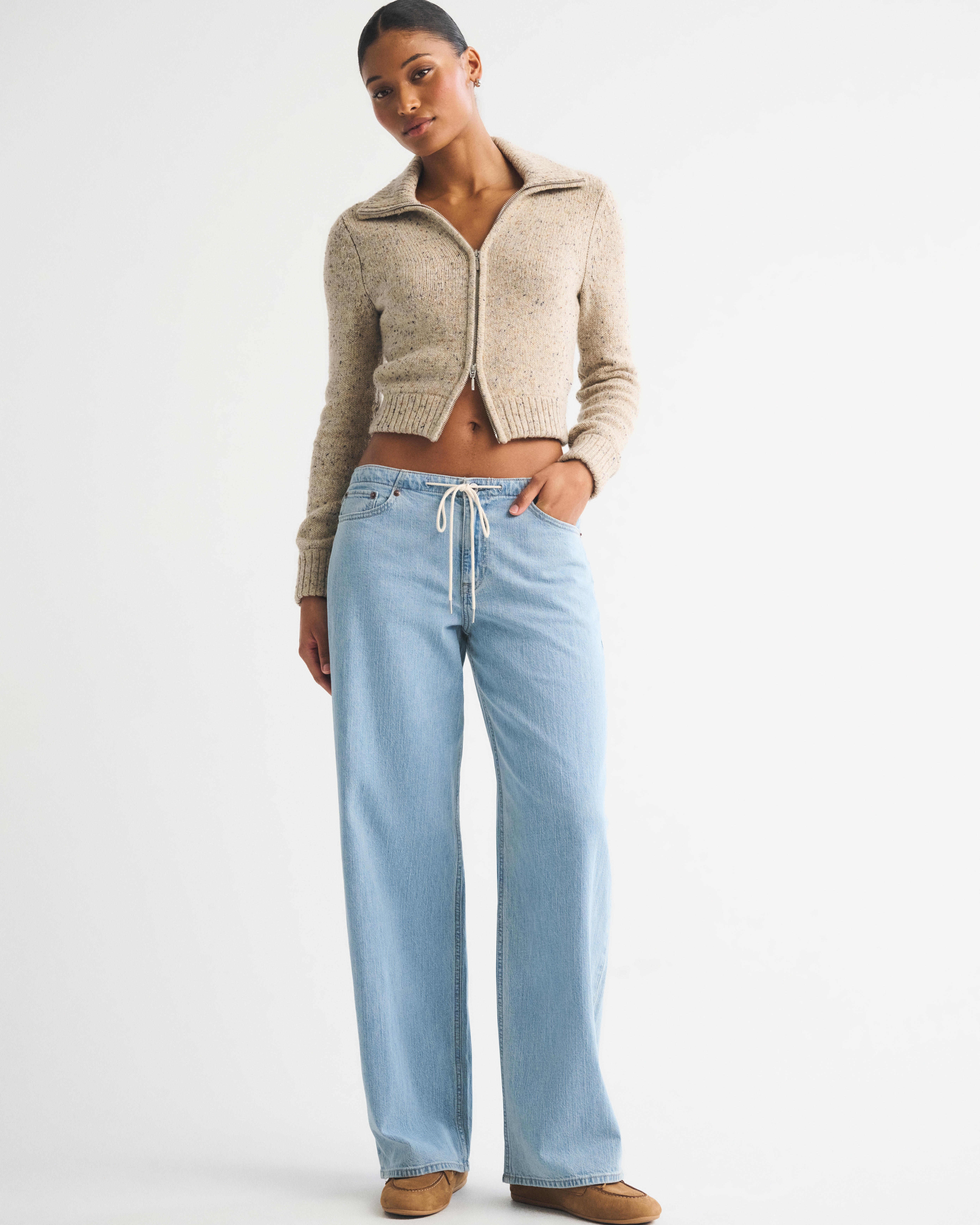 Женские джинсы Abercrombie & Fitch Curve Love Linen-Blend Low Rise Ultra Loose Jean — фото 2