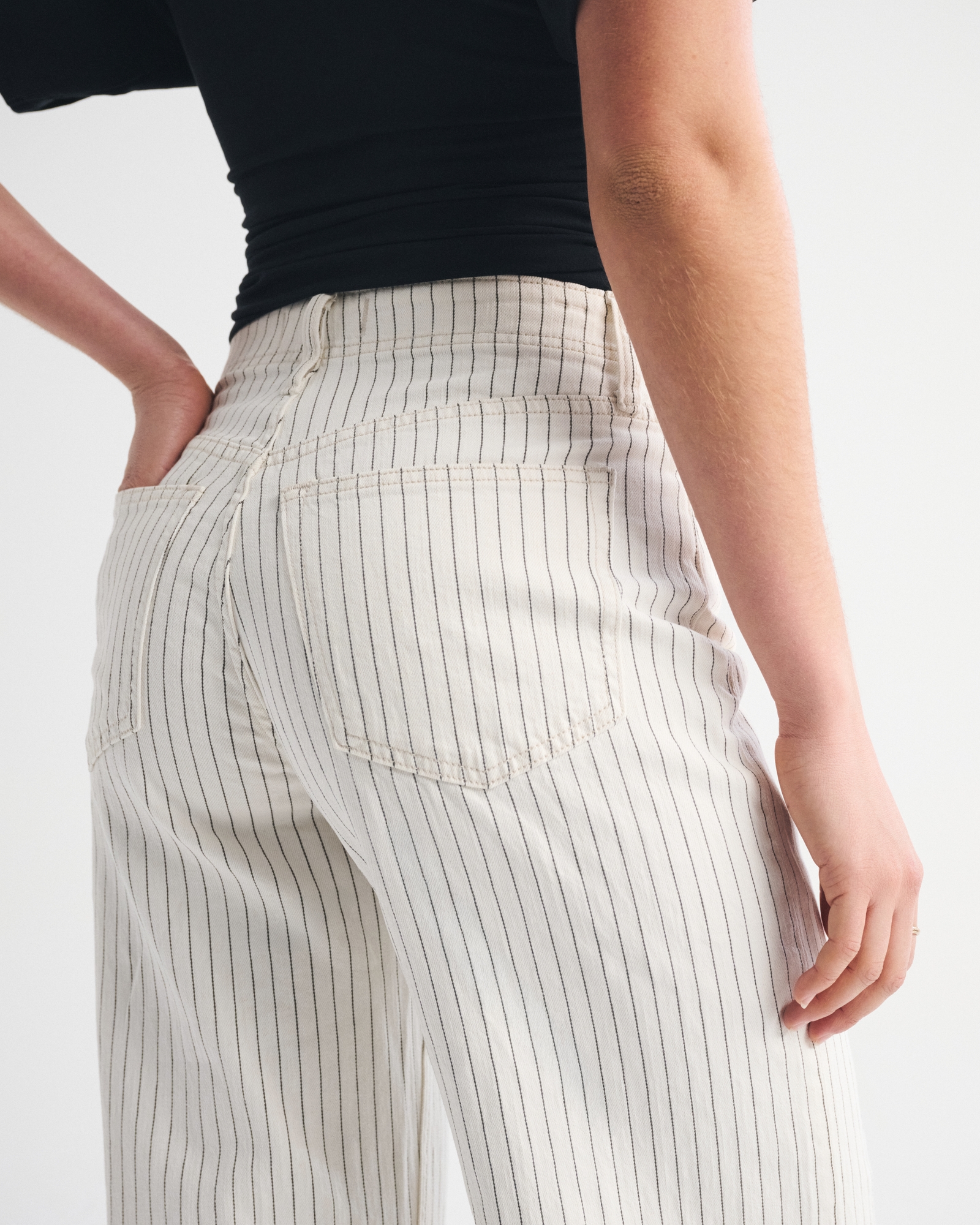 Linen-Blend High Rise Wide Leg Striped Jean