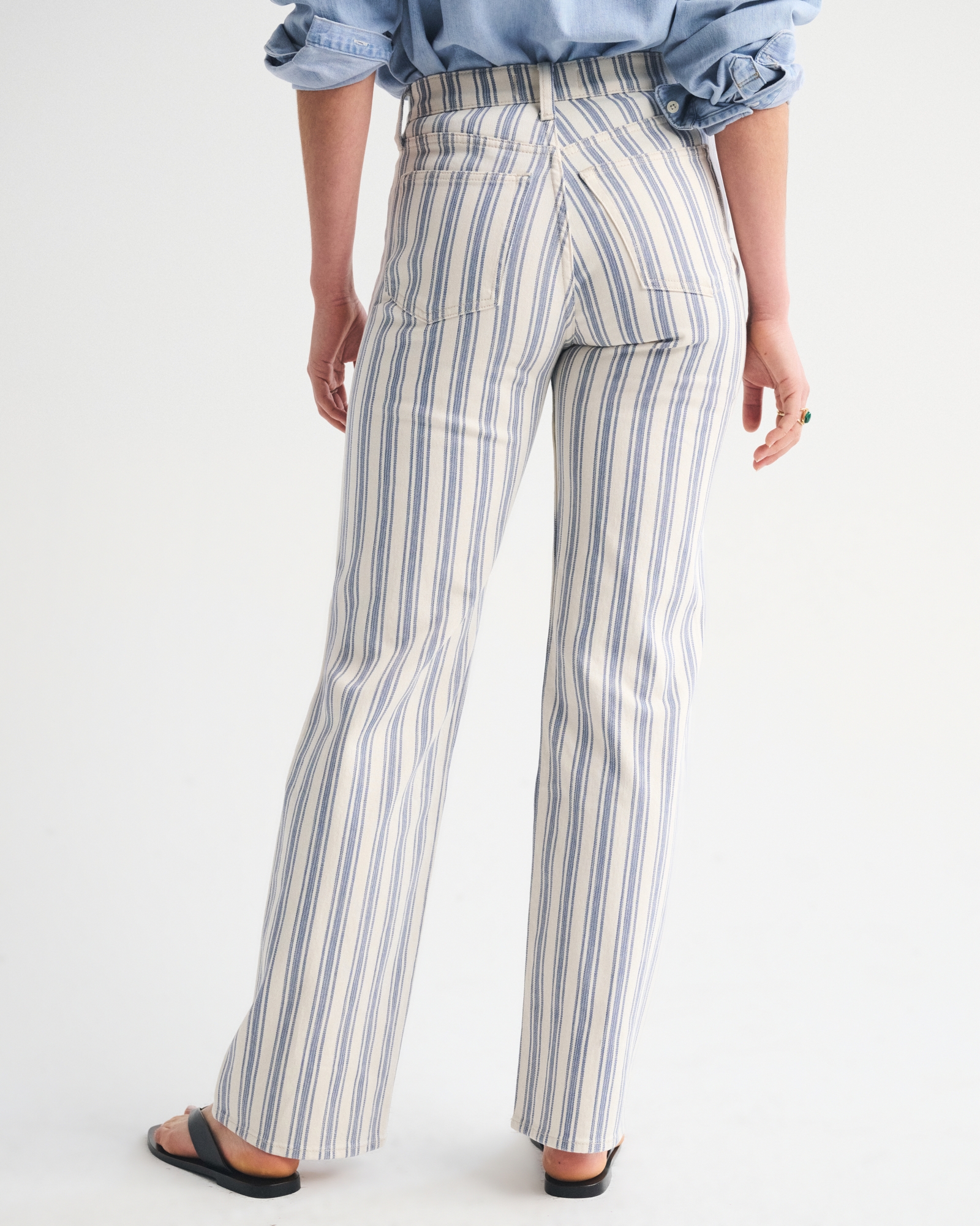 High Rise 90s Relaxed Floral Print Jean