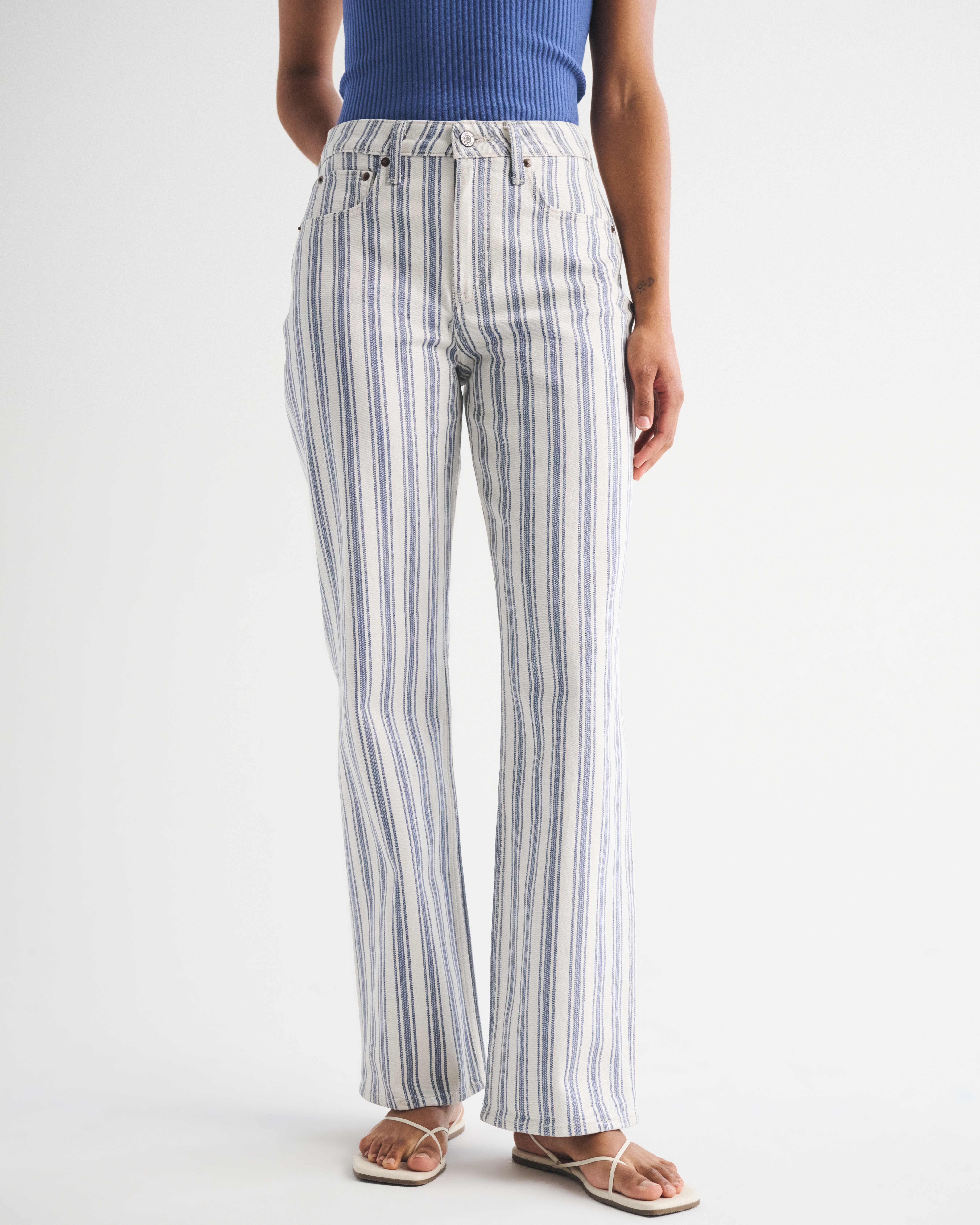 Женские джинсы Abercrombie & Fitch Curve Love High Rise 90s Relaxed Leopard Print Jean — фото 3