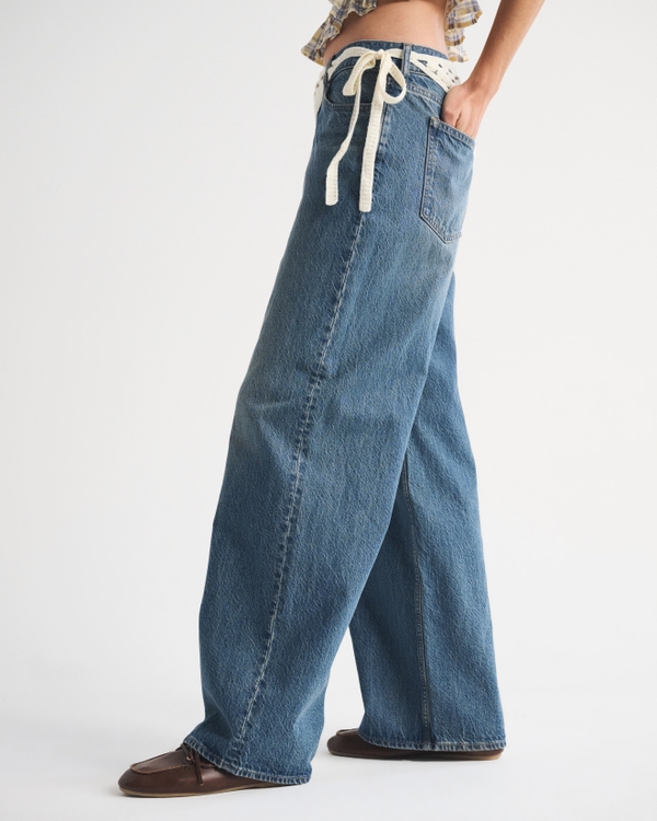 Low Rise Ultra Loose Crochet-Style Belted Jean
