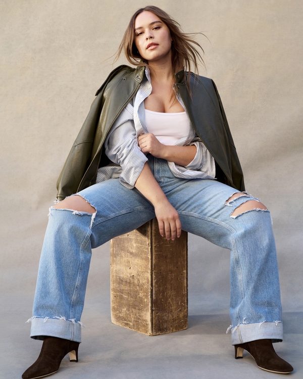 Curve Love High Rise 90s Relaxed Cuffed Hem Jean, Medium Destroy Cuff Hem view 2