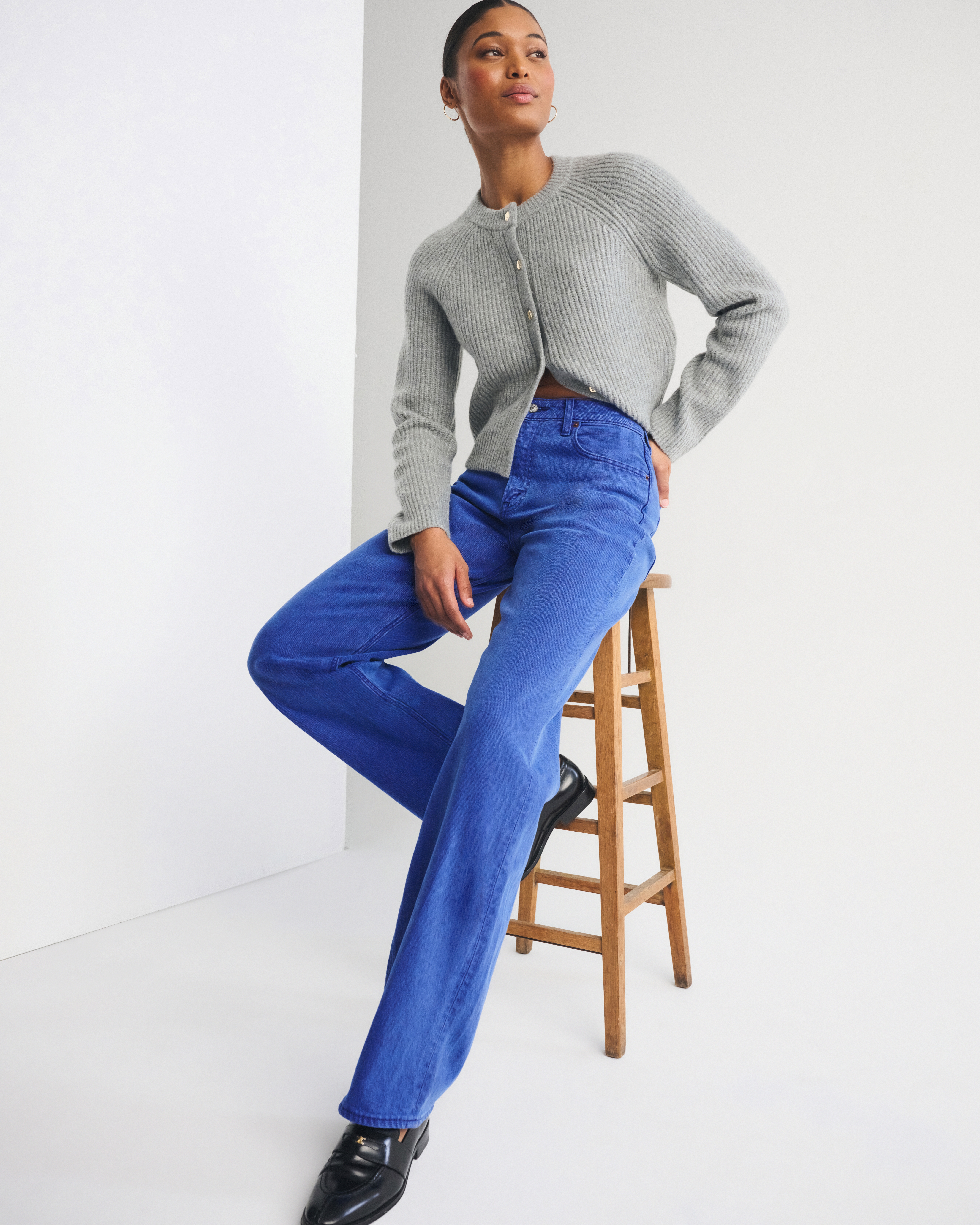 Женские джинсы Abercrombie & Fitch Curve Love High Rise 90s Relaxed Cobalt Jean — фото 2