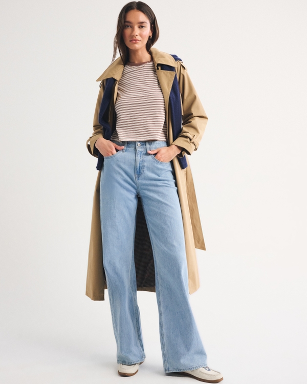 High Rise Wide Leg Jean, Light view 1