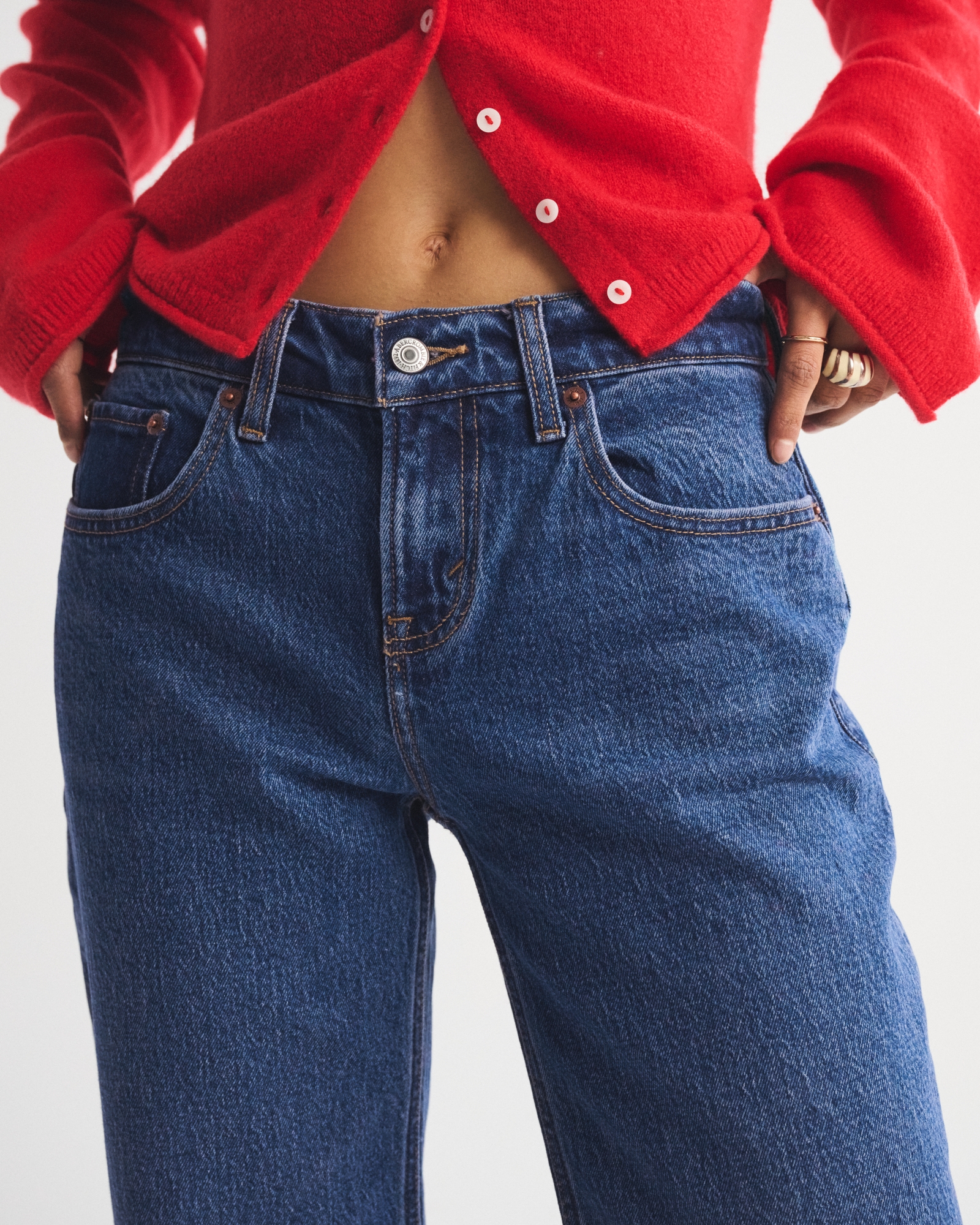 Low Rise 90s Relaxed Cuffed Hem Jean