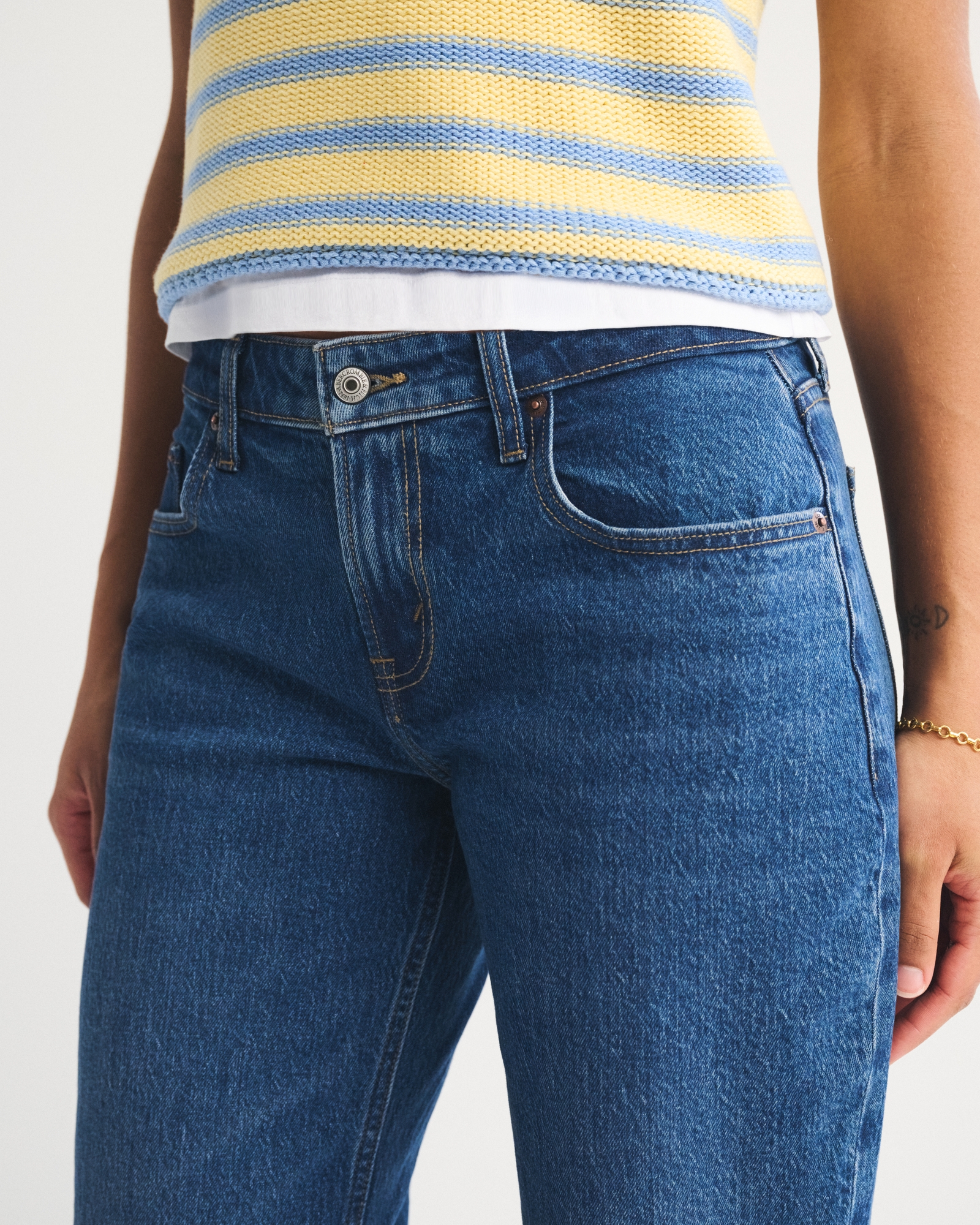 Curve Love Low Rise 90s Relaxed Cuffed Hem Jean