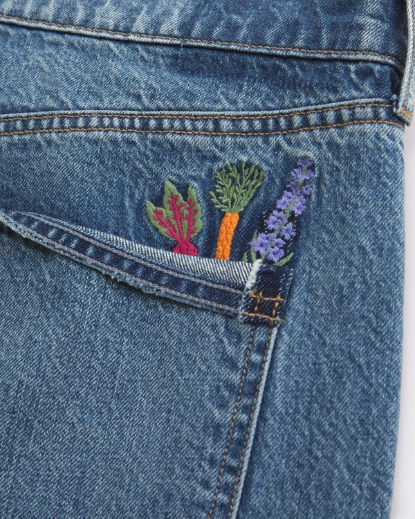Low Rise Ultra Loose Veggies Embroidered Jean
