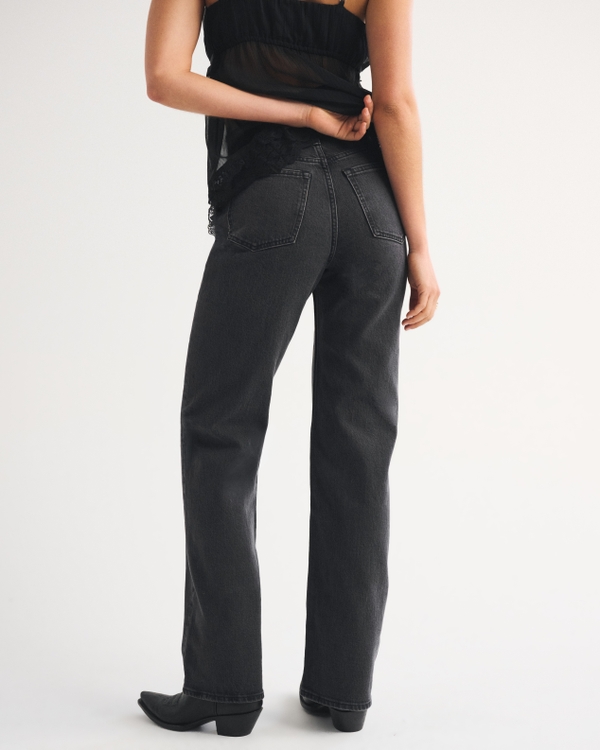 select to zoom model image
