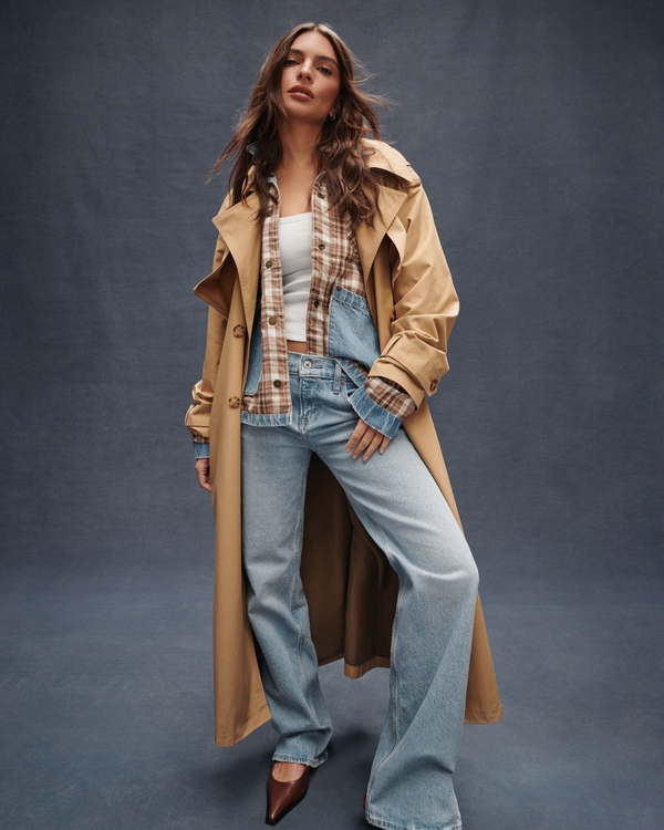 Low Rise 90s Relaxed Jean, Medium view 1