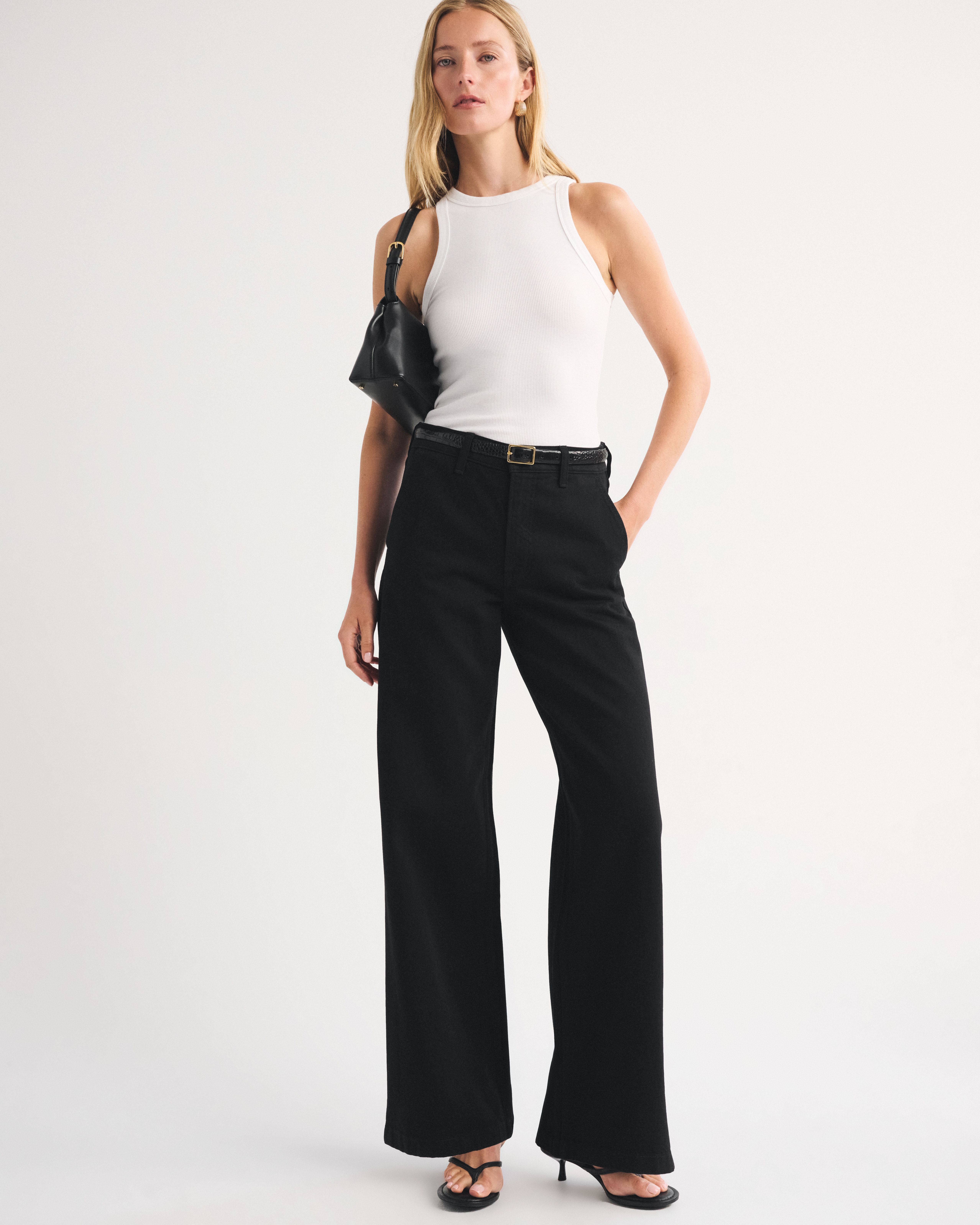 Женские джинсы Abercrombie & Fitch High Rise Wide Leg Jean — фото 2