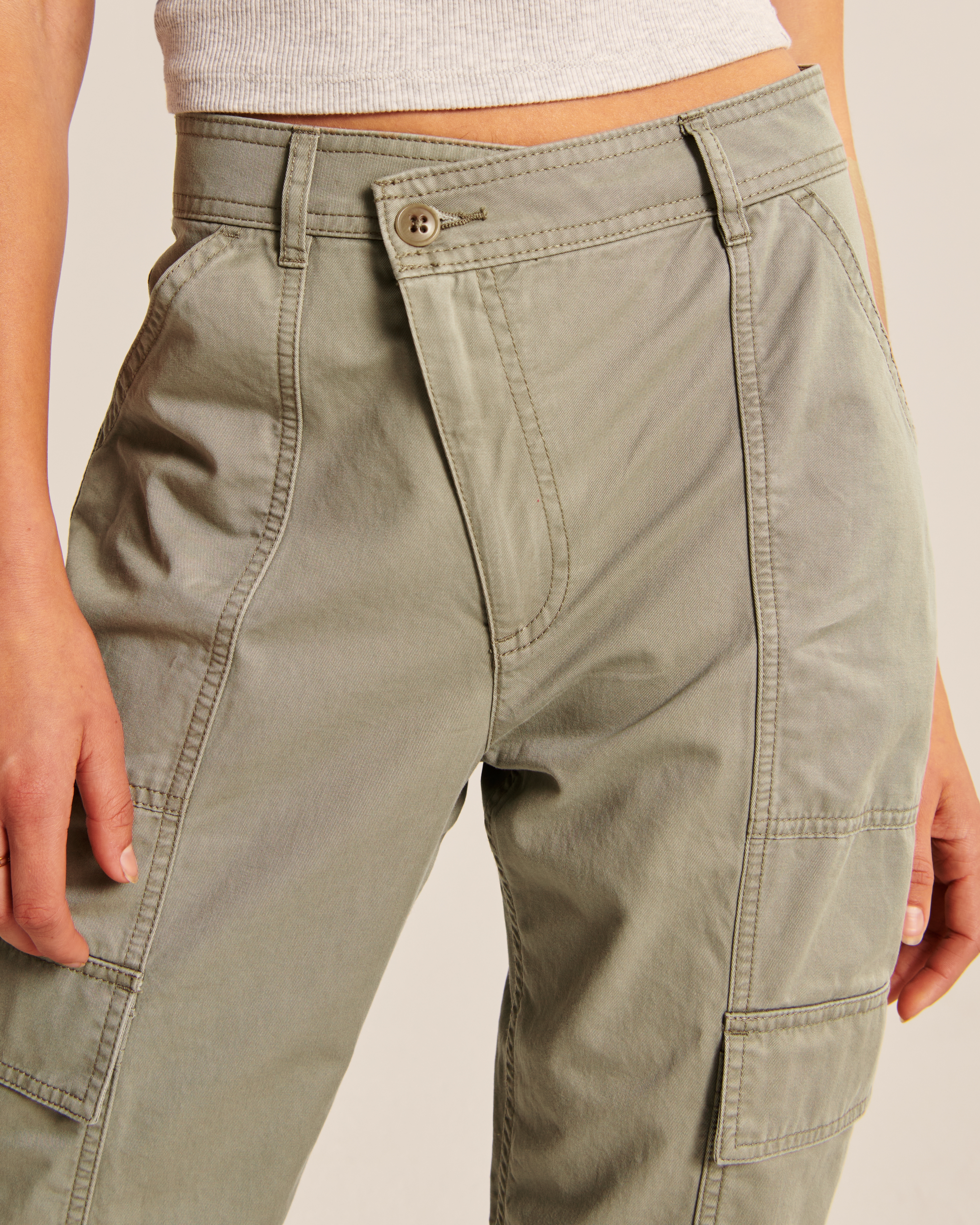 relaxed cargo pants womens