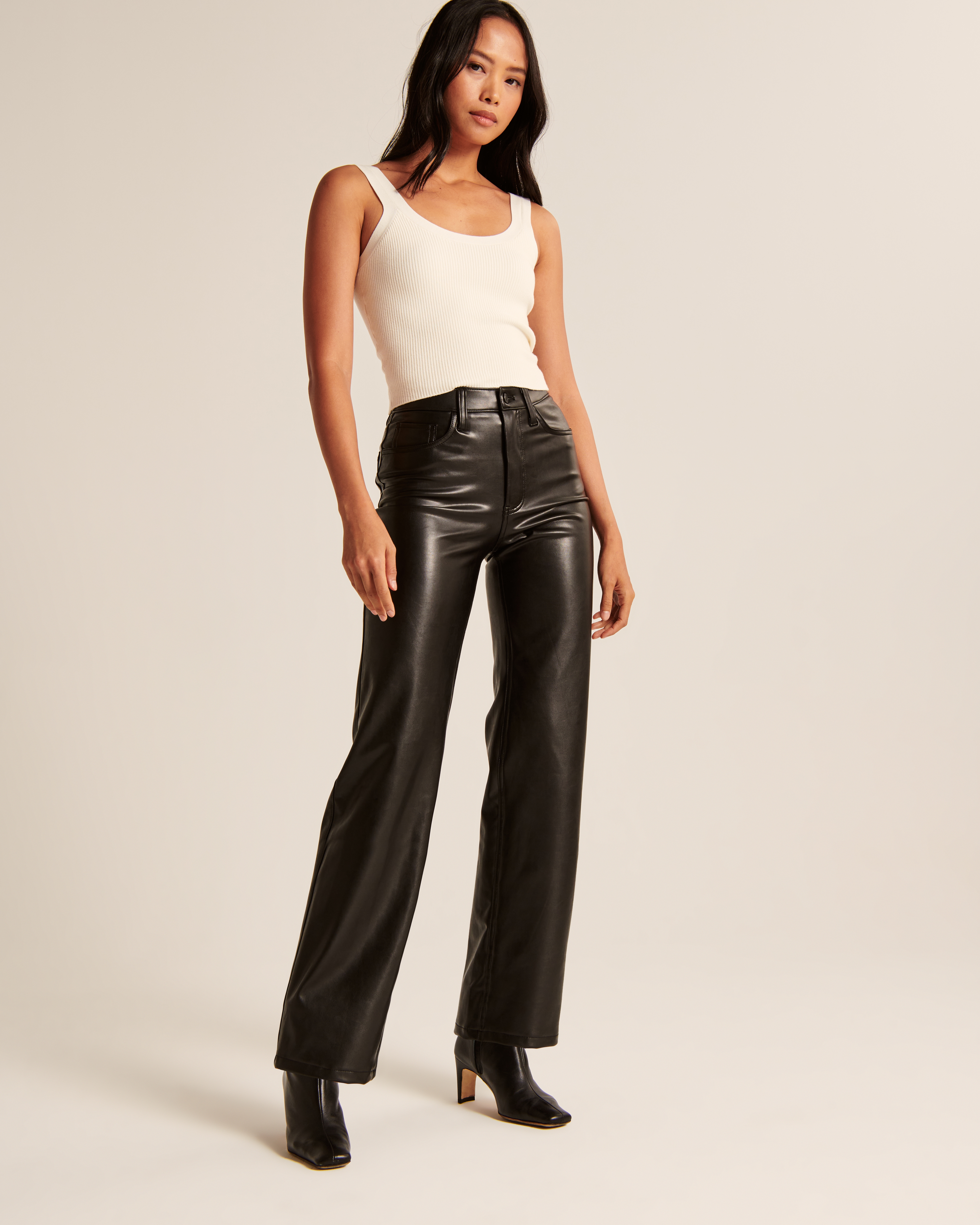 Women's Vegan Leather 90s Relaxed Pant | Women's Bottoms