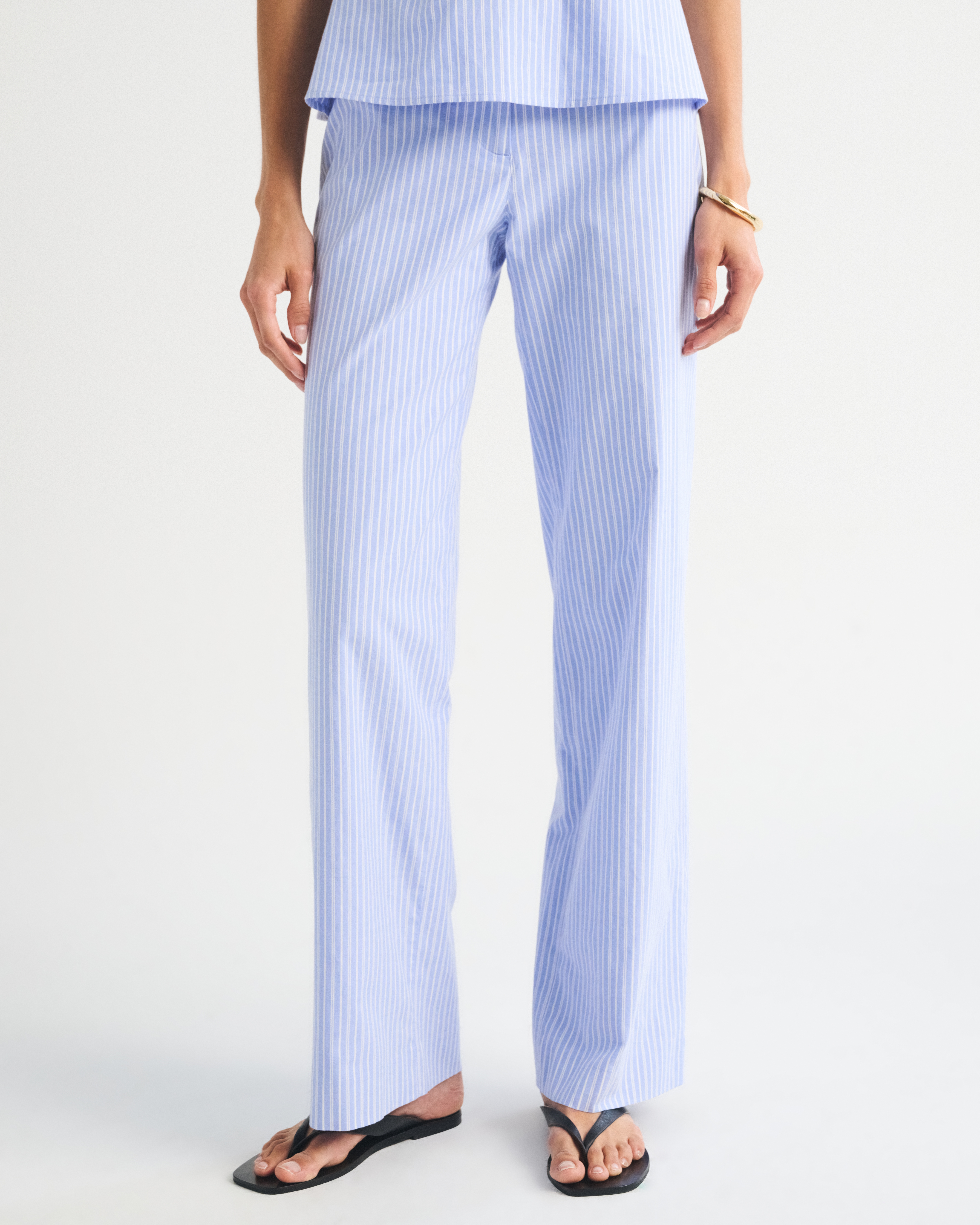 Женские брюки Abercrombie & Fitch Clean Waist Low Rise Poplin Wide Leg Pant, цвет: Синий полосатый — фото 3