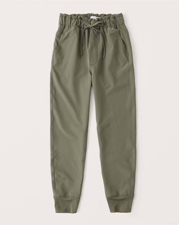 traveler hybrid joggers