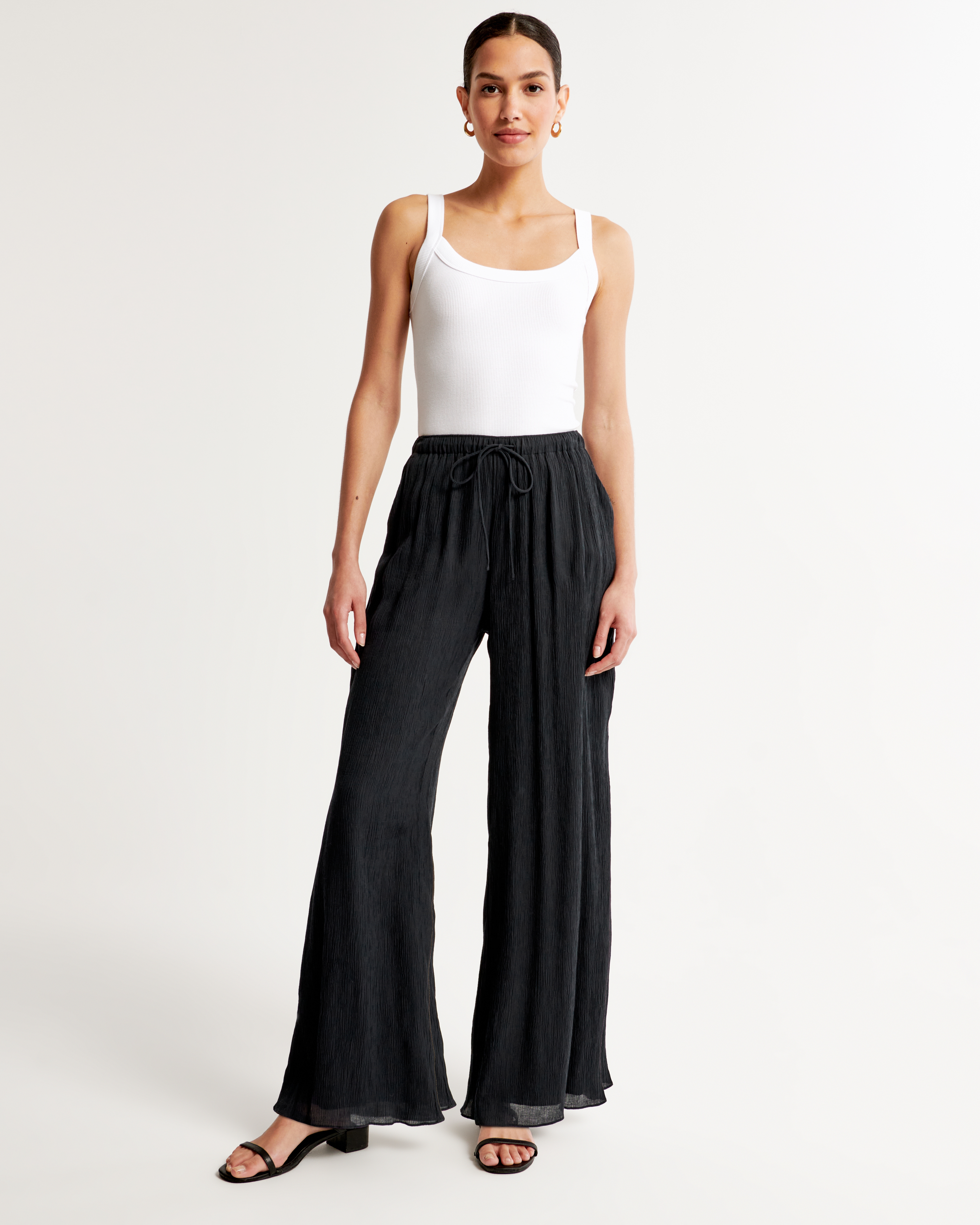 Crinkle Textured Pull-On Wide Leg Pant