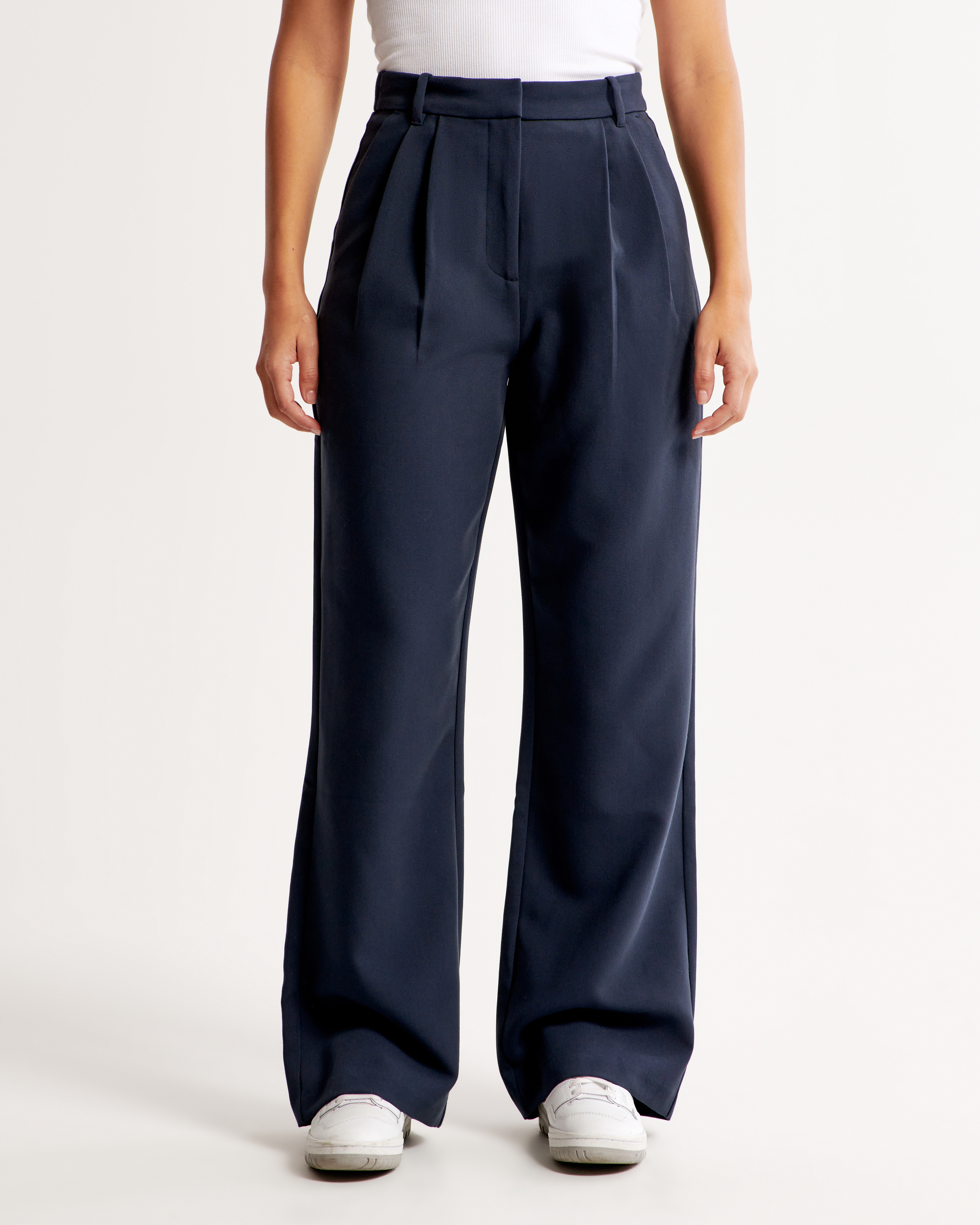 Recto Navy Curved Shape Trousers