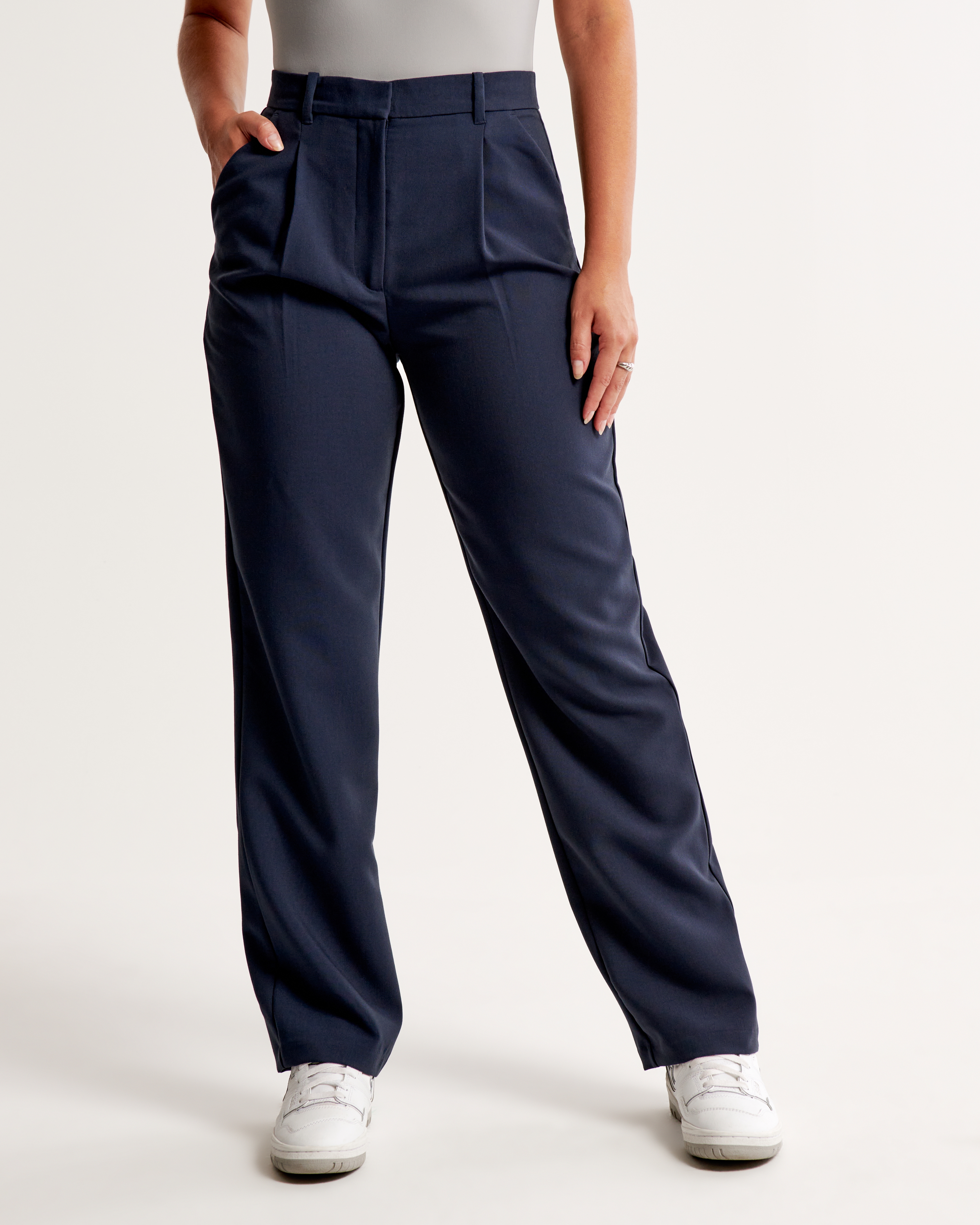 Women's Curve Love Tailored Relaxed Straight Pant | Women's