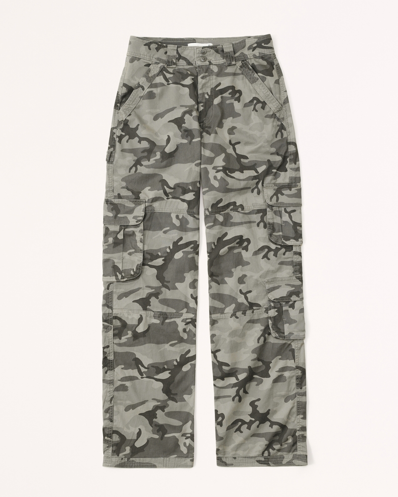 Women's Curve Love Relaxed Cargo Pant in Olive | Size 32 | Abercrombie & Fitch