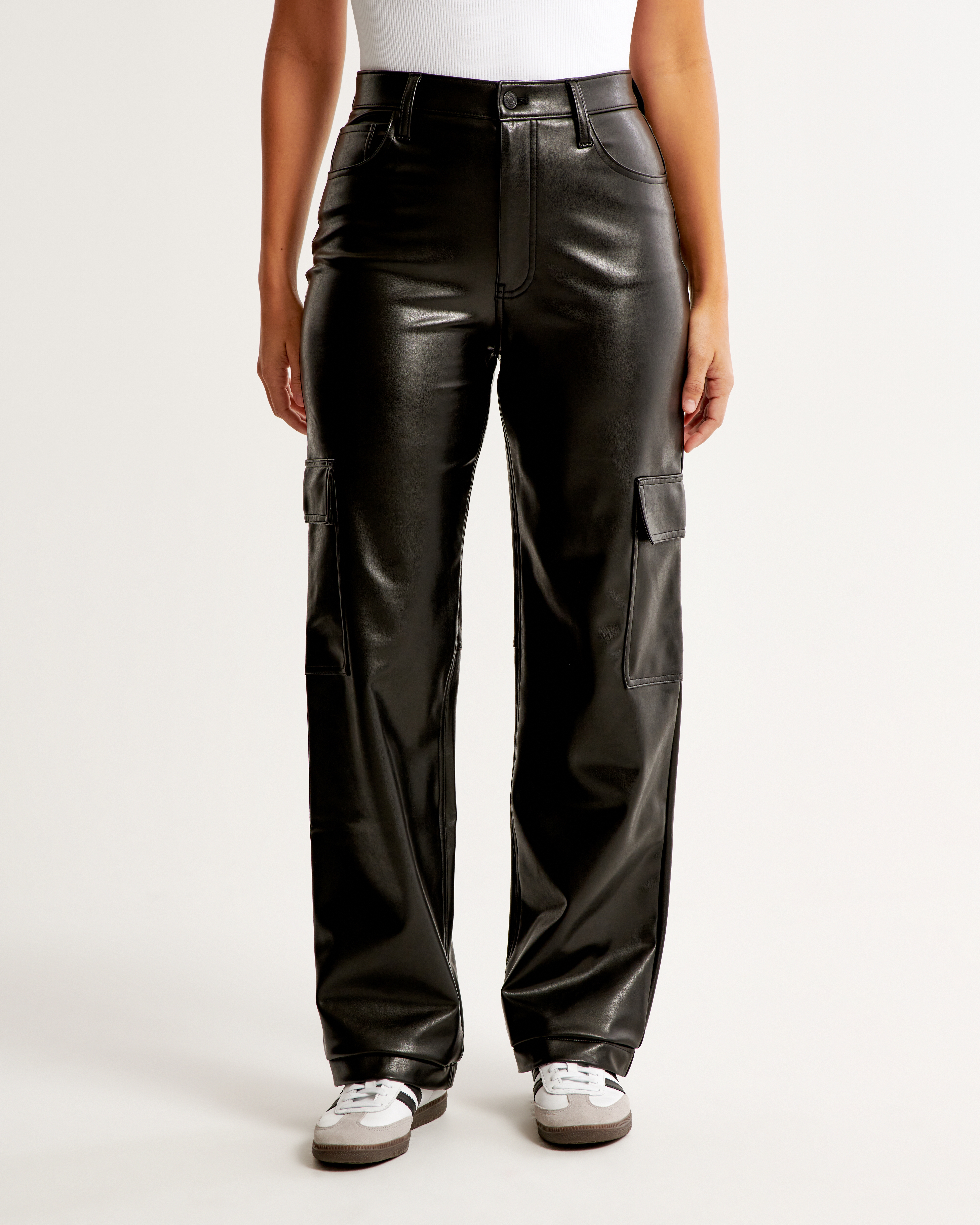 Curve Love Vegan Leather Cargo 90s Relaxed Pant