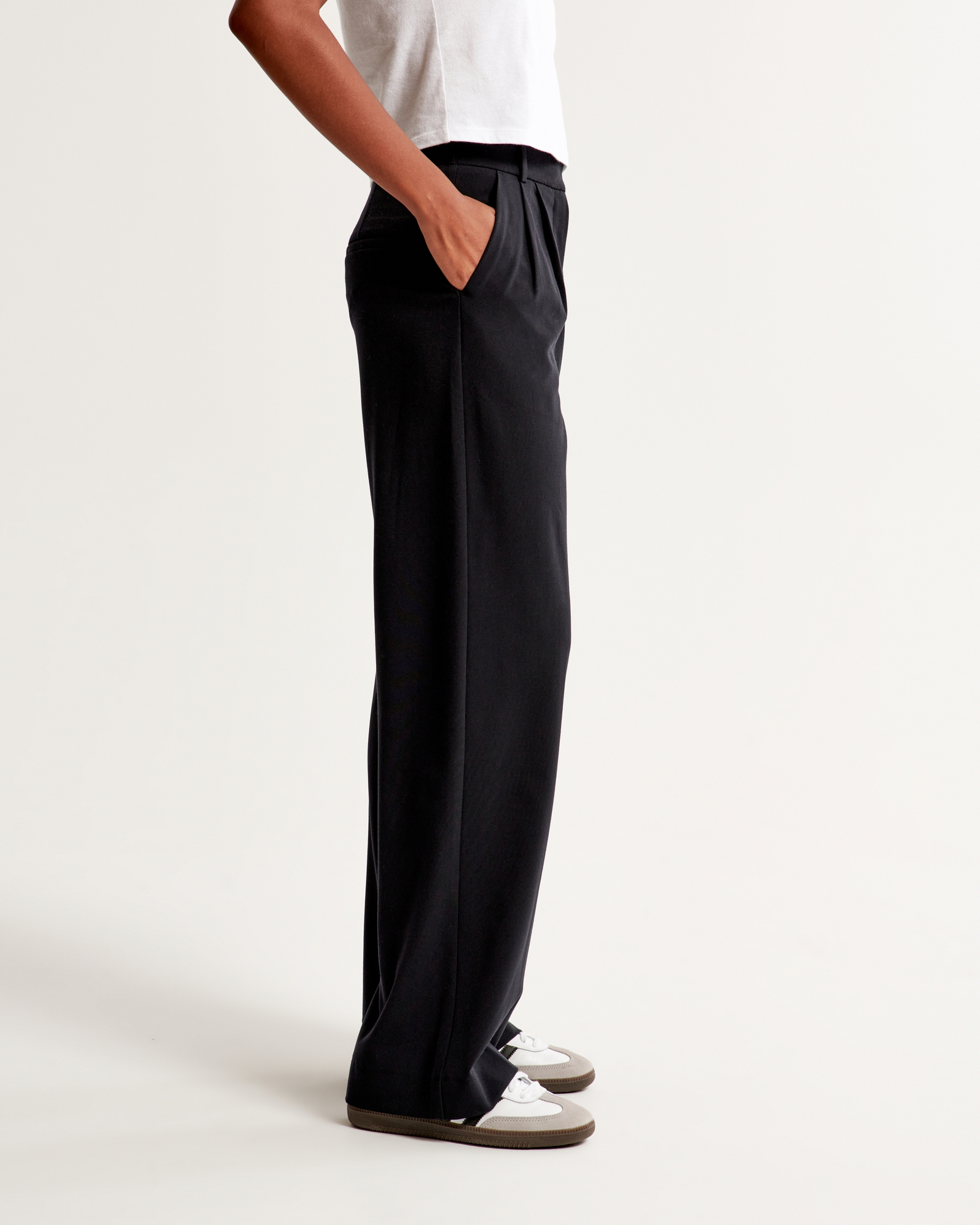 A&F Sloane Lightweight Tailored … curated on LTK
