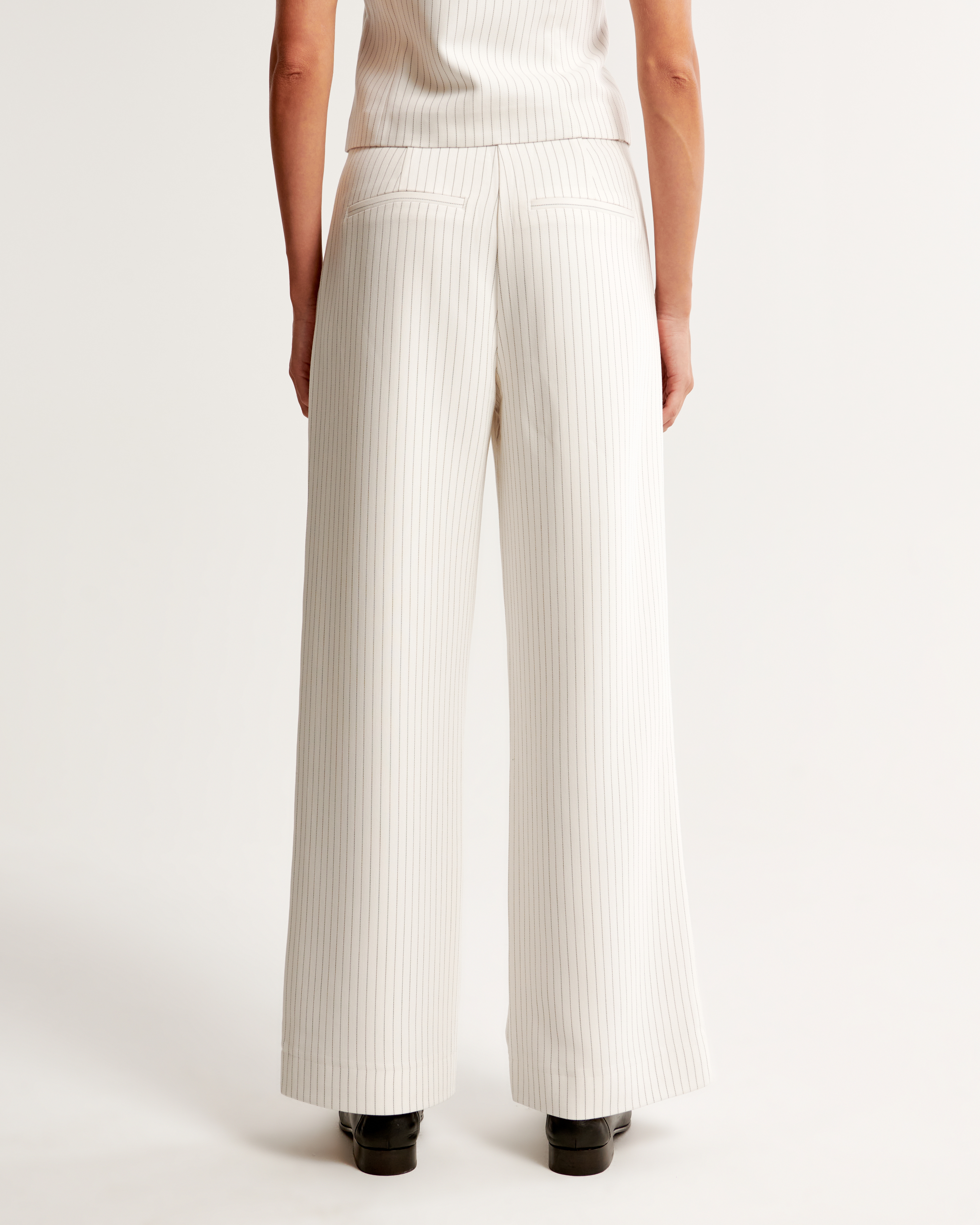 Abercrombie best sale white pants