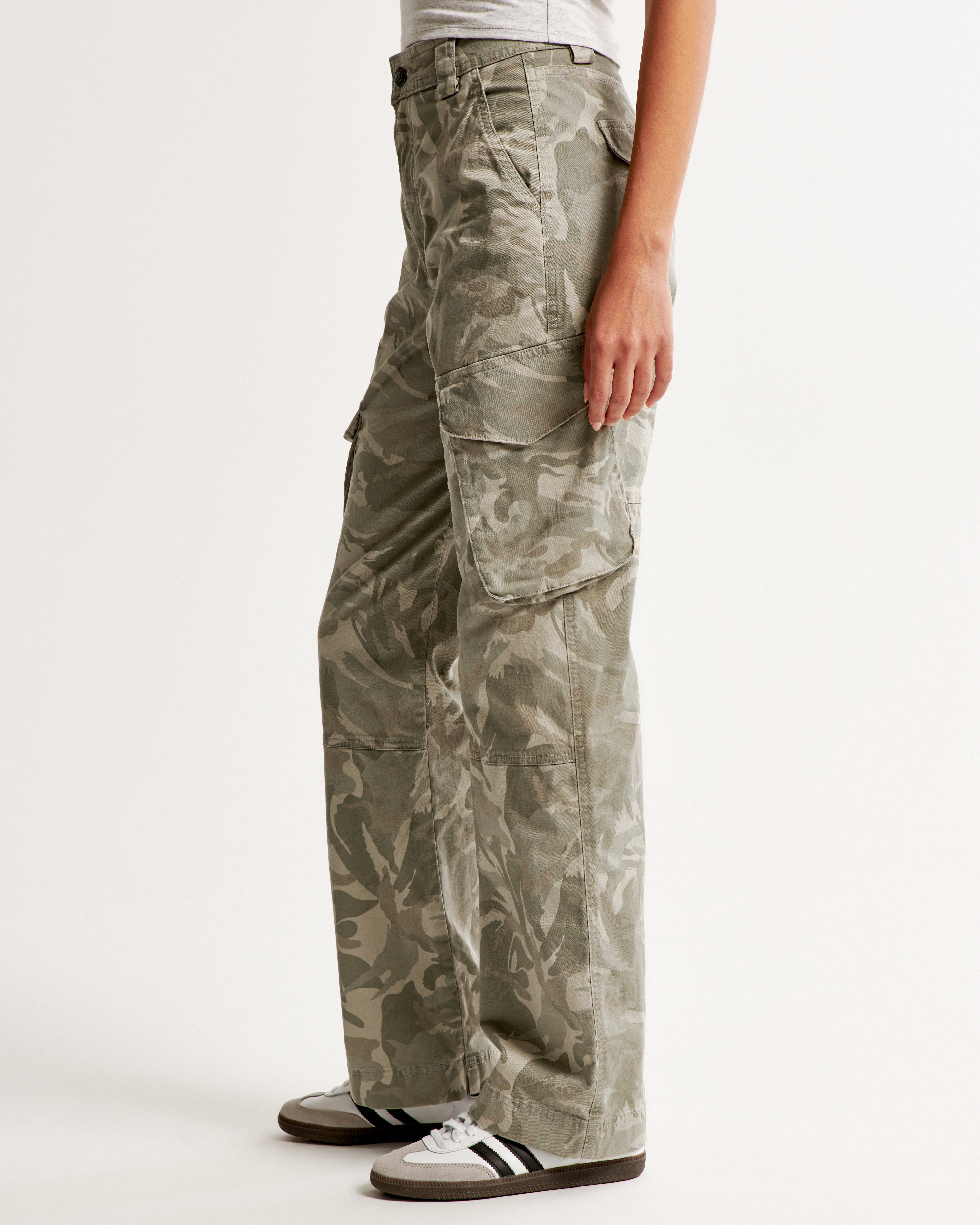 Abercrombie camo hot sale pants