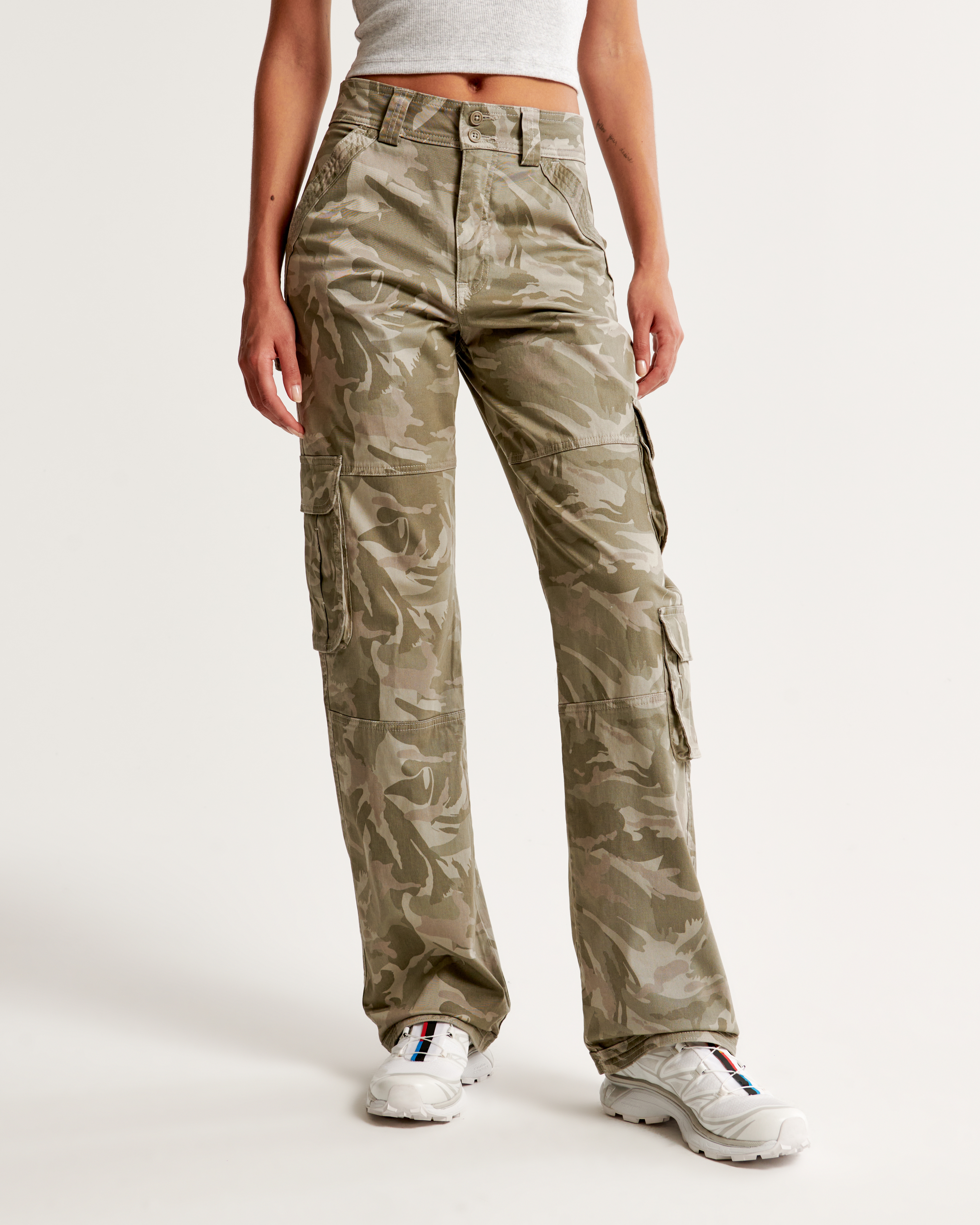 Cargo camo hot sale joggers womens