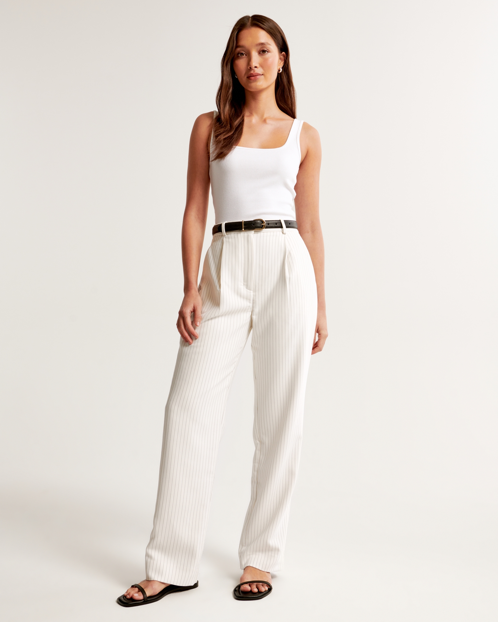 Women's Tailored Relaxed Straight Pant