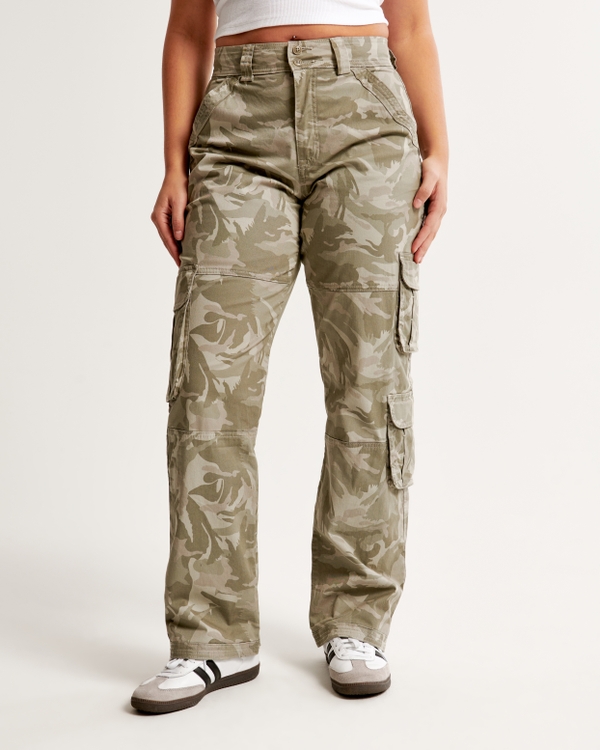 Curve Love Relaxed Cargo Pant, Green Camo