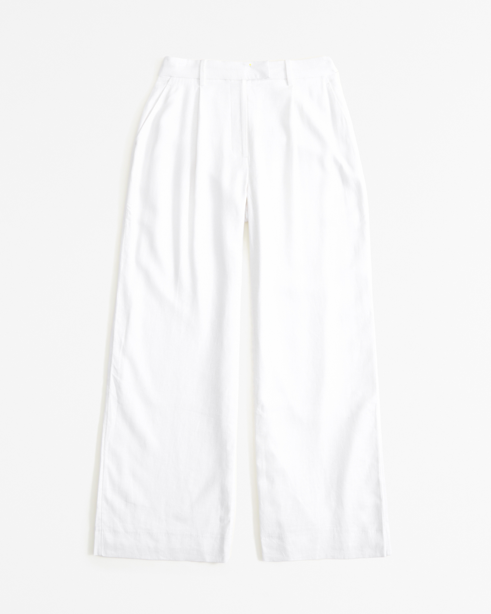 POINT ZERO INC. Linen Capri - White