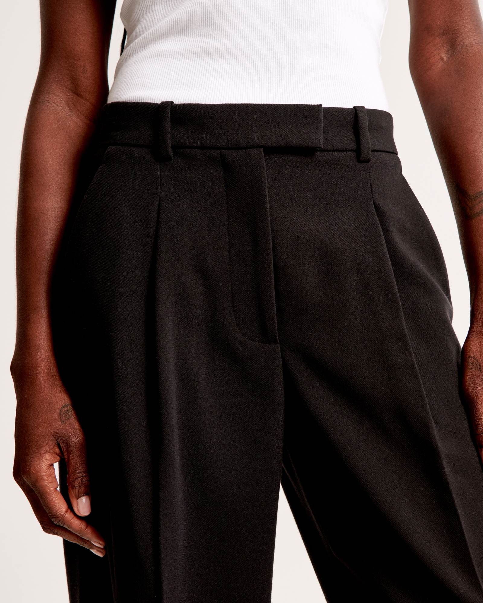 A&F Harper Tailored Wide Leg Pant