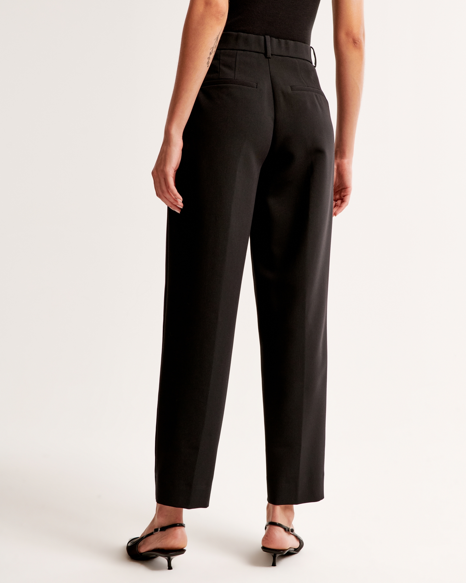 Ankle Grazing Tapered Tailored Pant