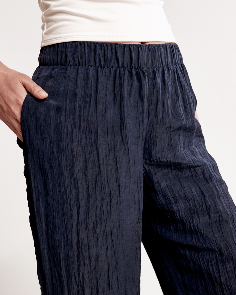 Crinkle Textured Pull-On Pant