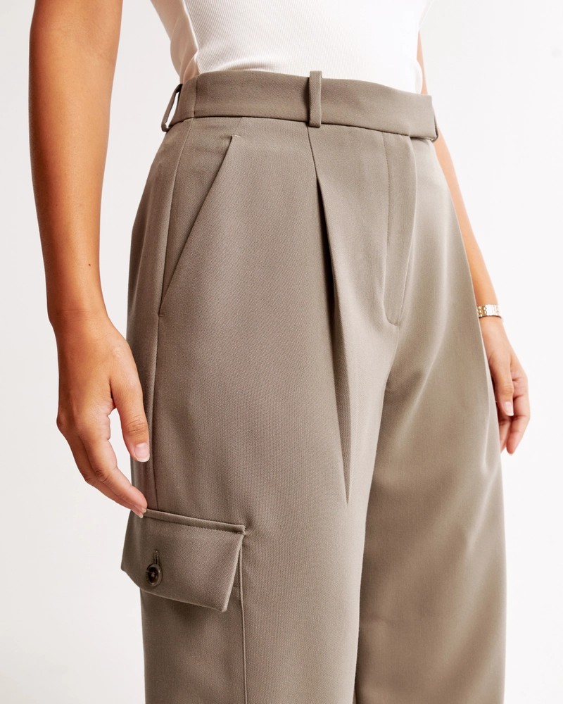 Curve Love A&F Harper Tailored Wide Leg Cargo Pant