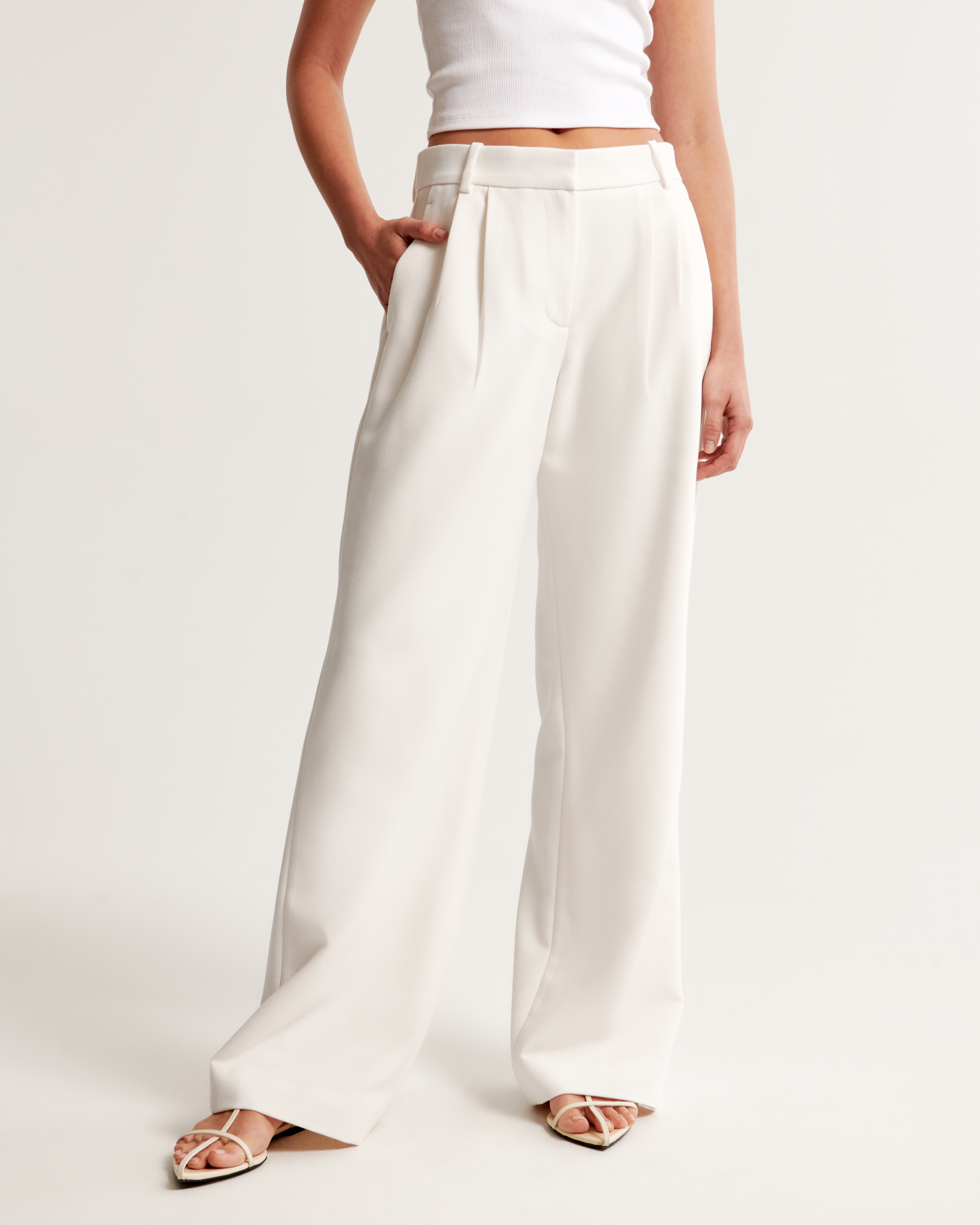 Abercrombie & Fitch A&f Sloane Low Rise Tailored Wide Leg Pant In White