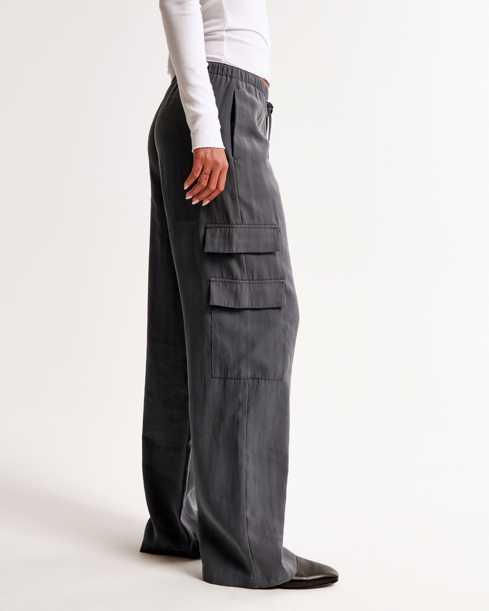 Pull-On Cargo Pant