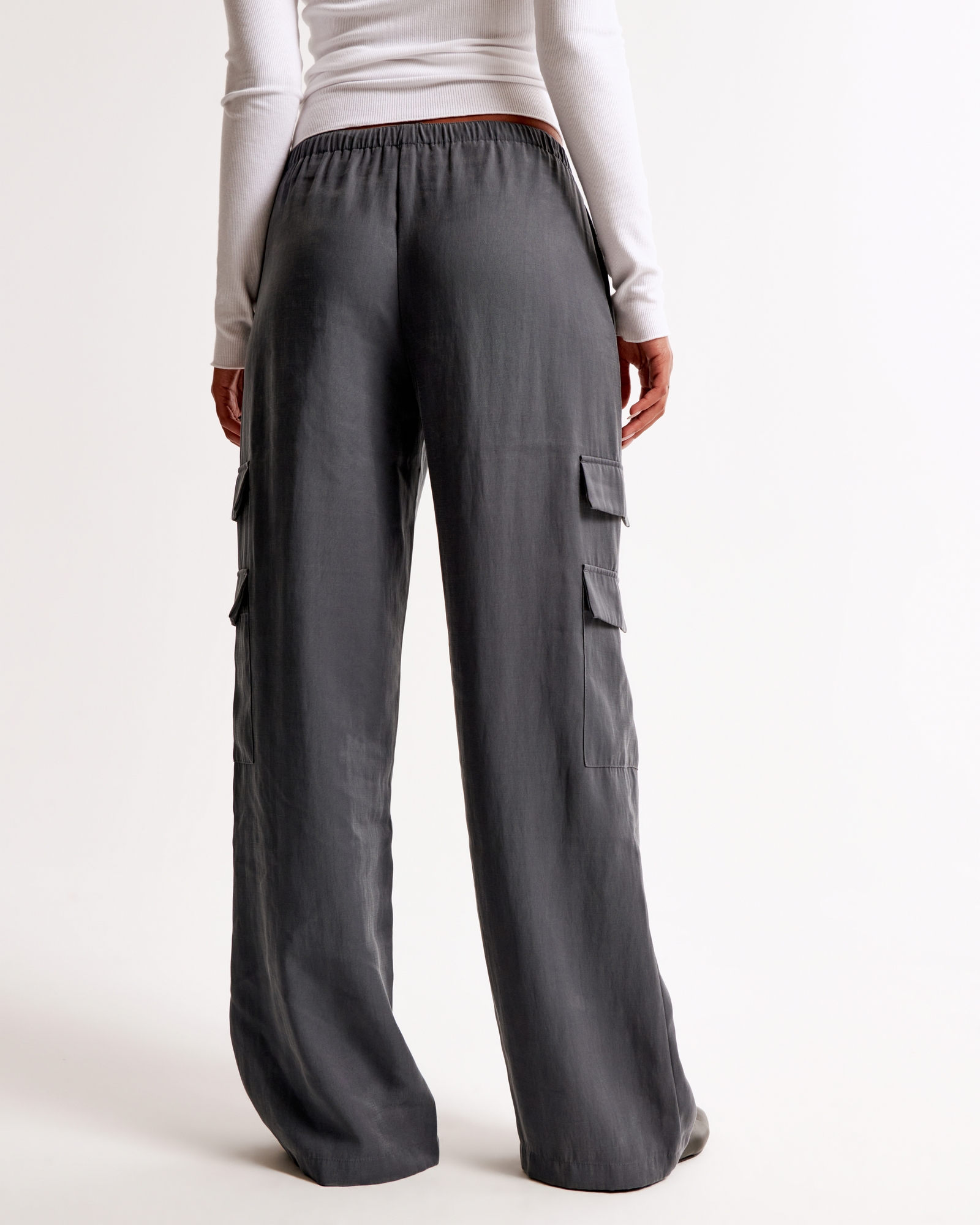 Pull-On Cargo Pant