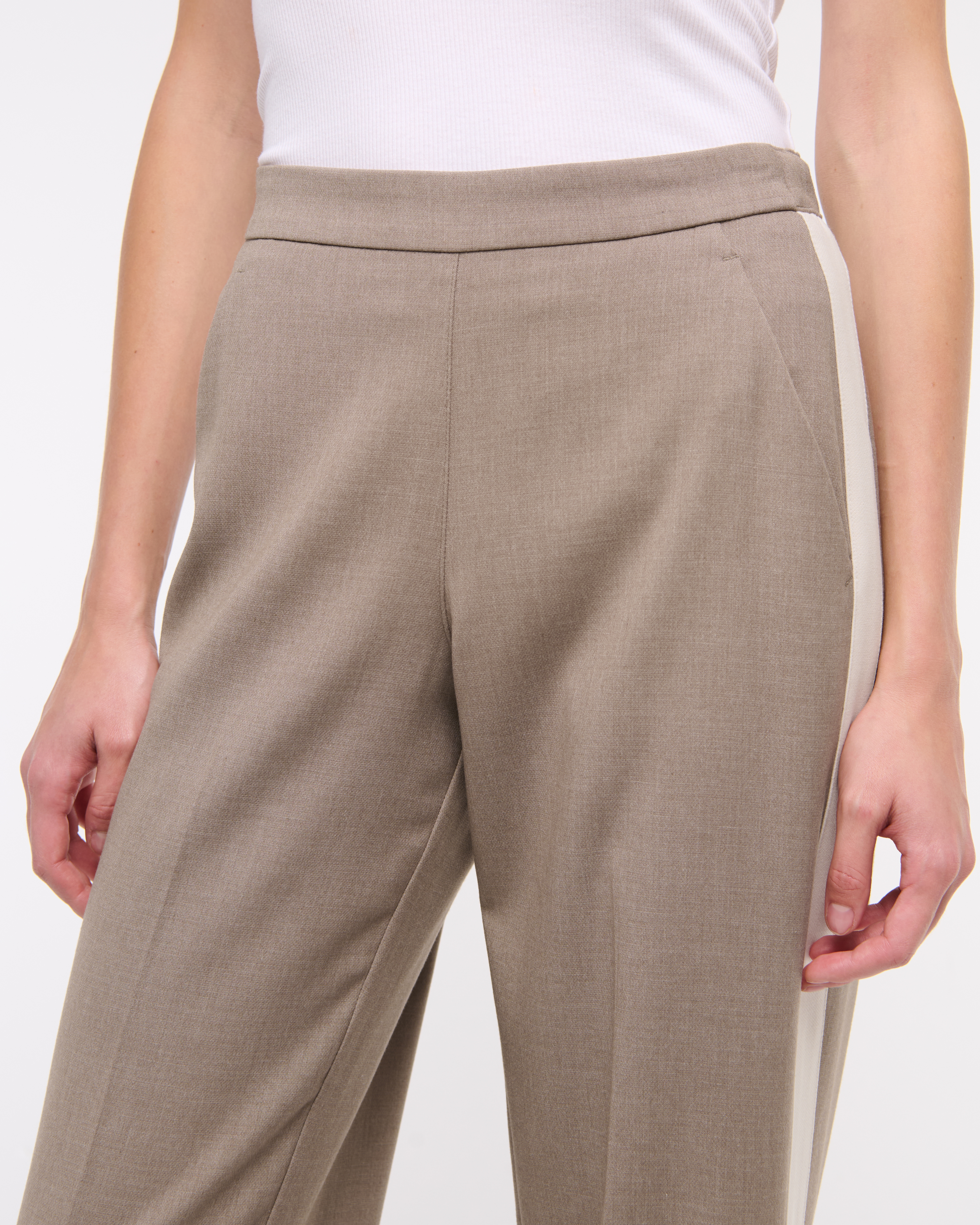 【as\"on】24fw COSY STRIPE PANTS 1_b3028c84-aac1-4b04-8777-